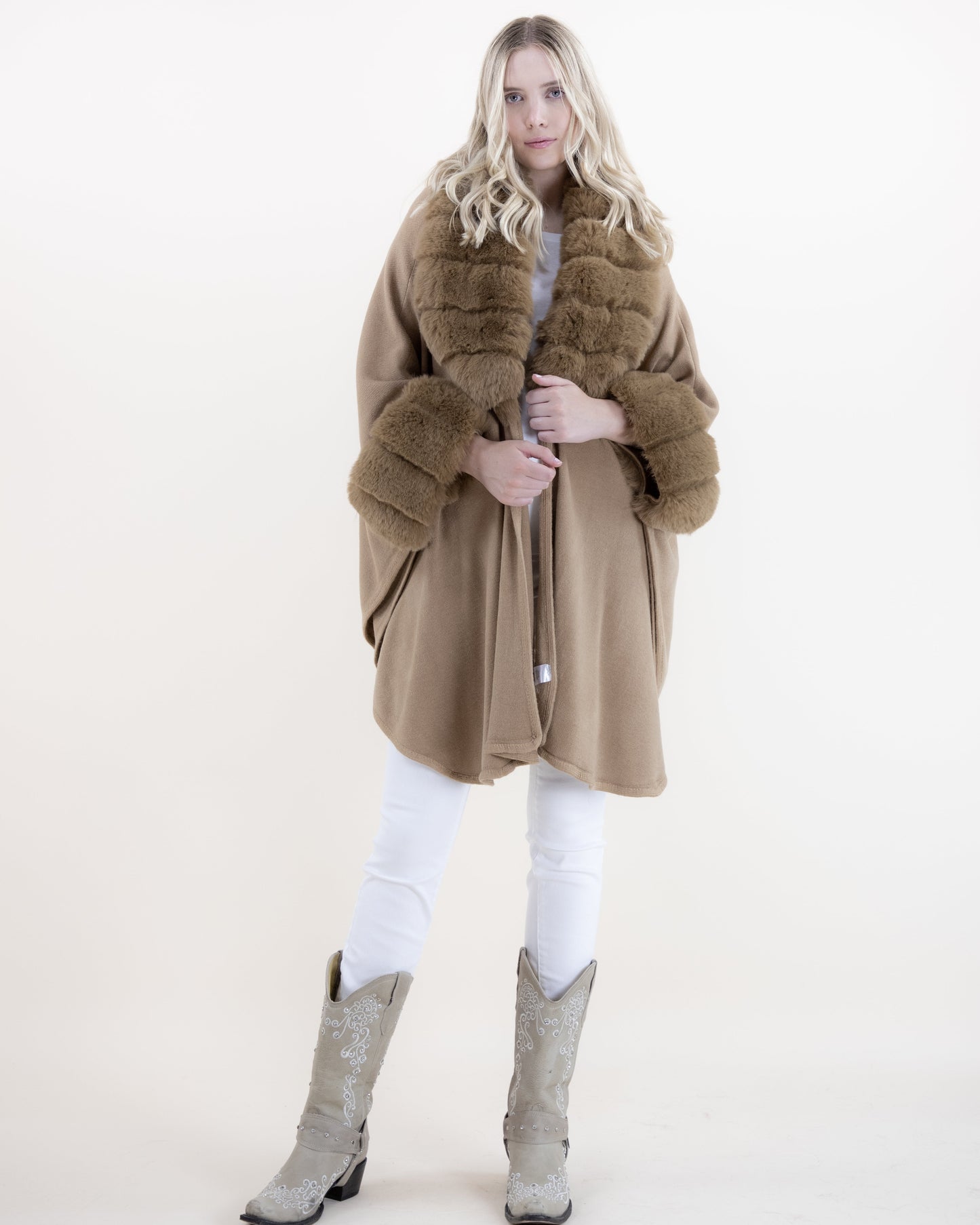 Ribbed Collar and Cuff Faux Fur Cape