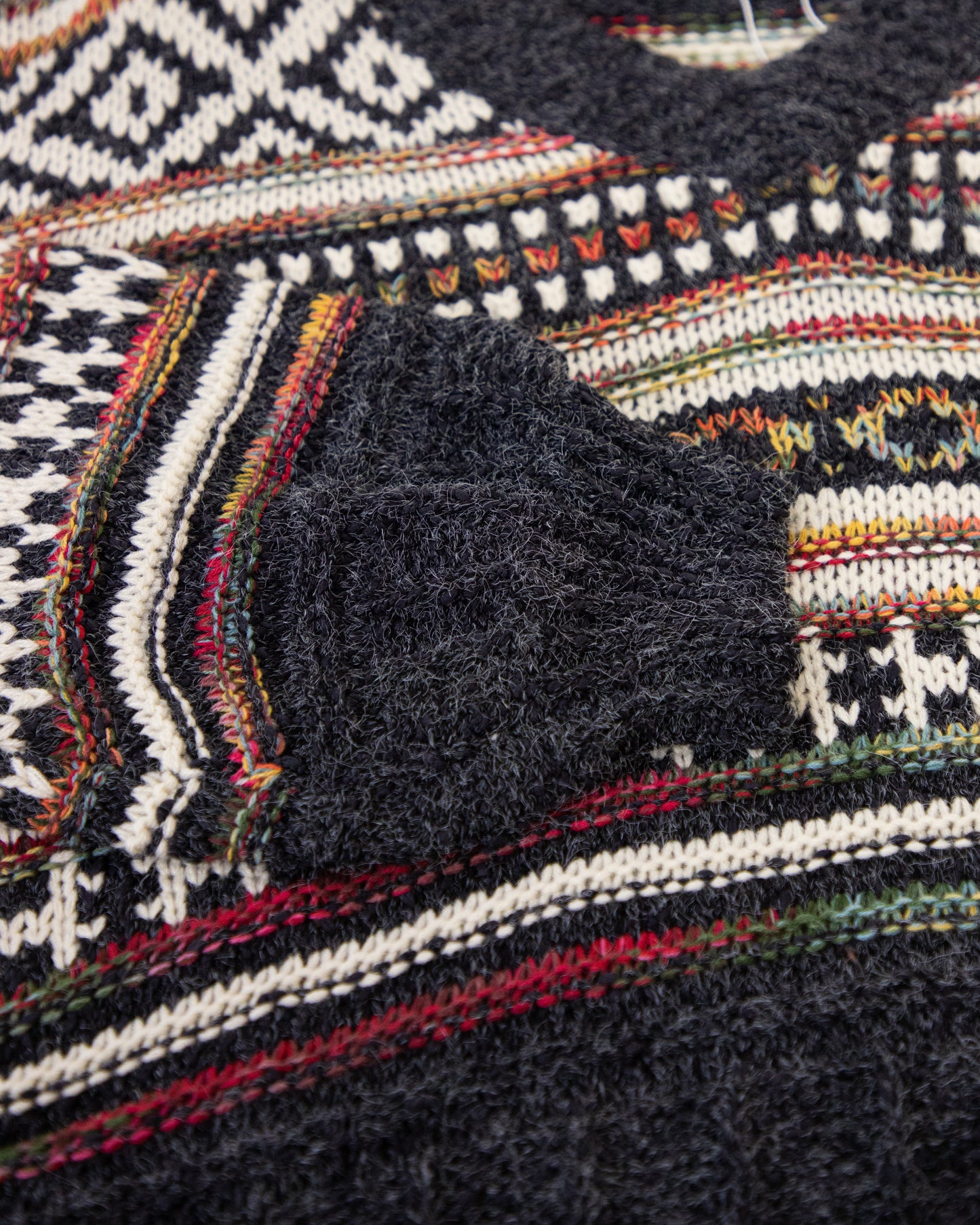 V-Neck Tribal Print Knitted Sweater