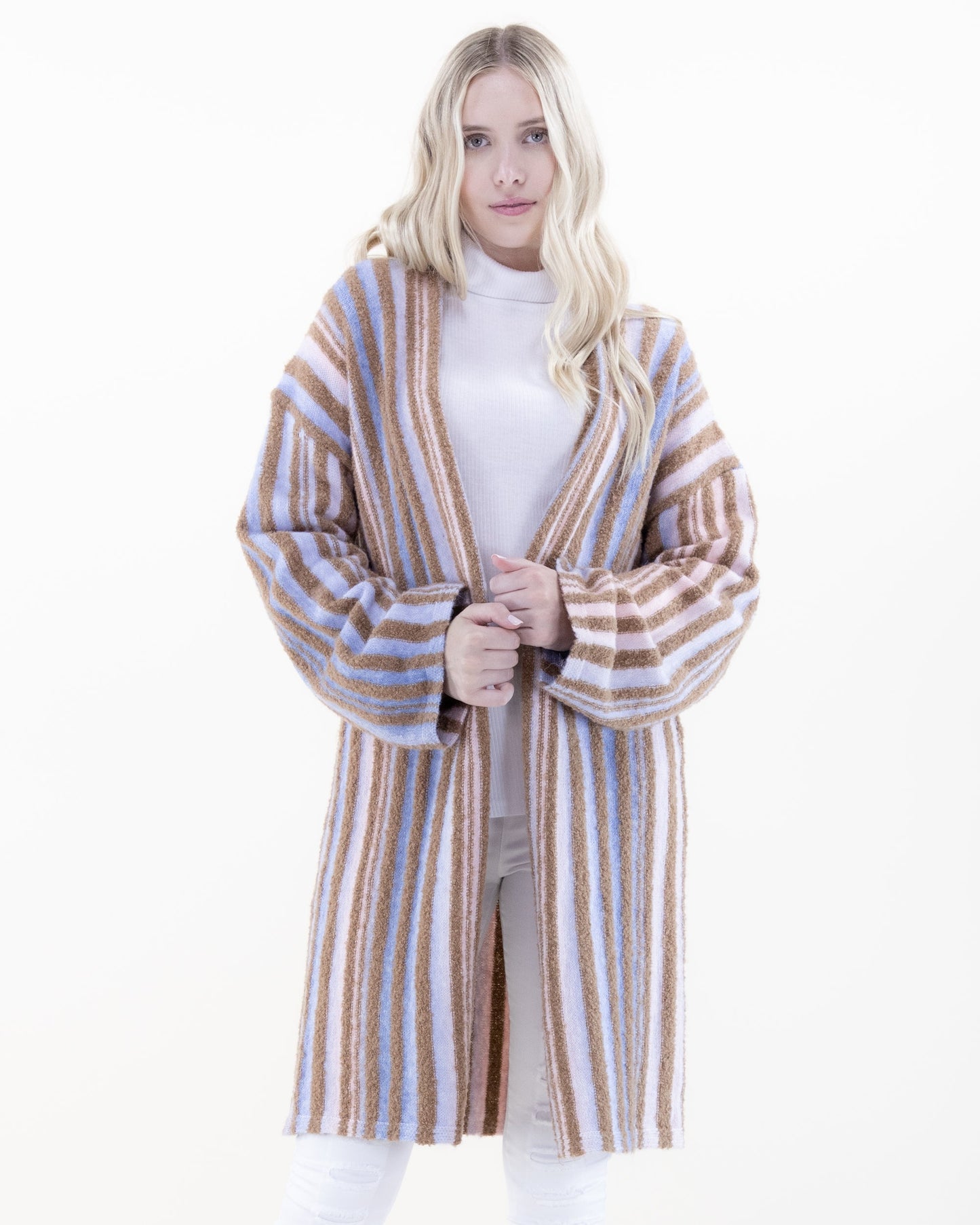 Soft Ombre Duster w/ Vertical Lines