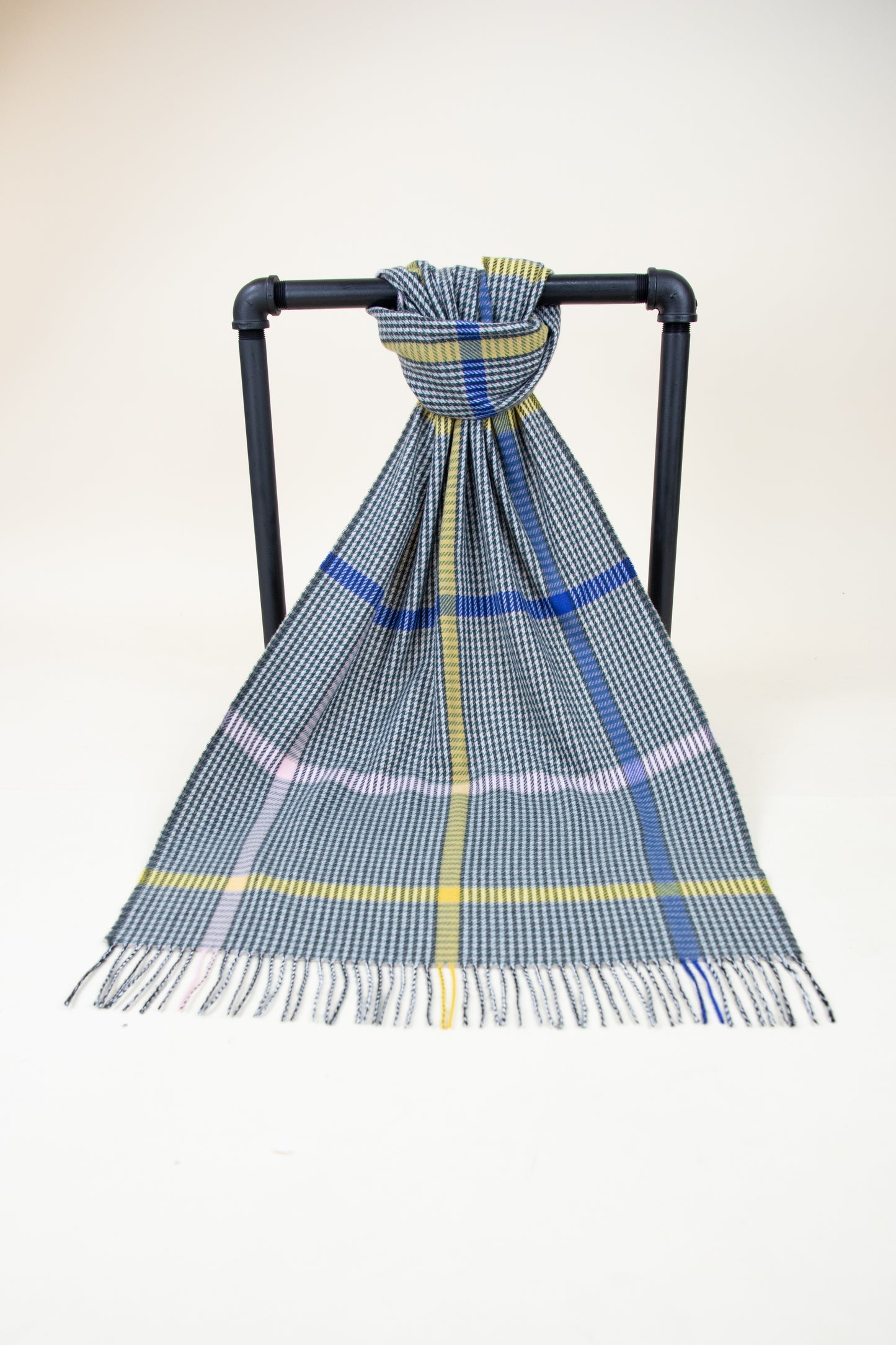 Thin Lines Classic Plaid Scarf