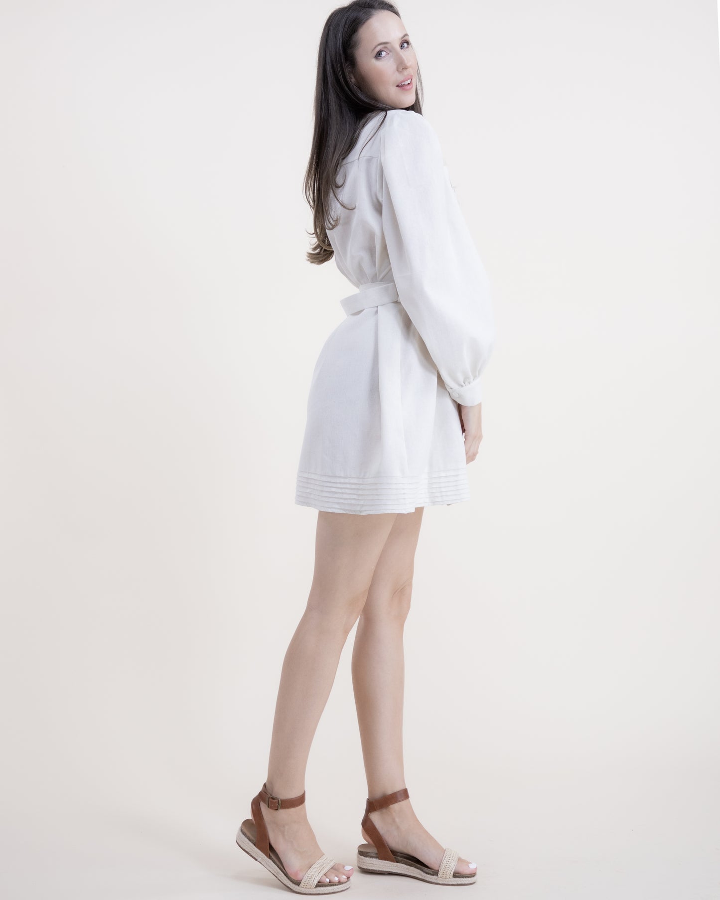Linen Blend Long Sleeve Pleated Pockets Belted Structured Shirt
