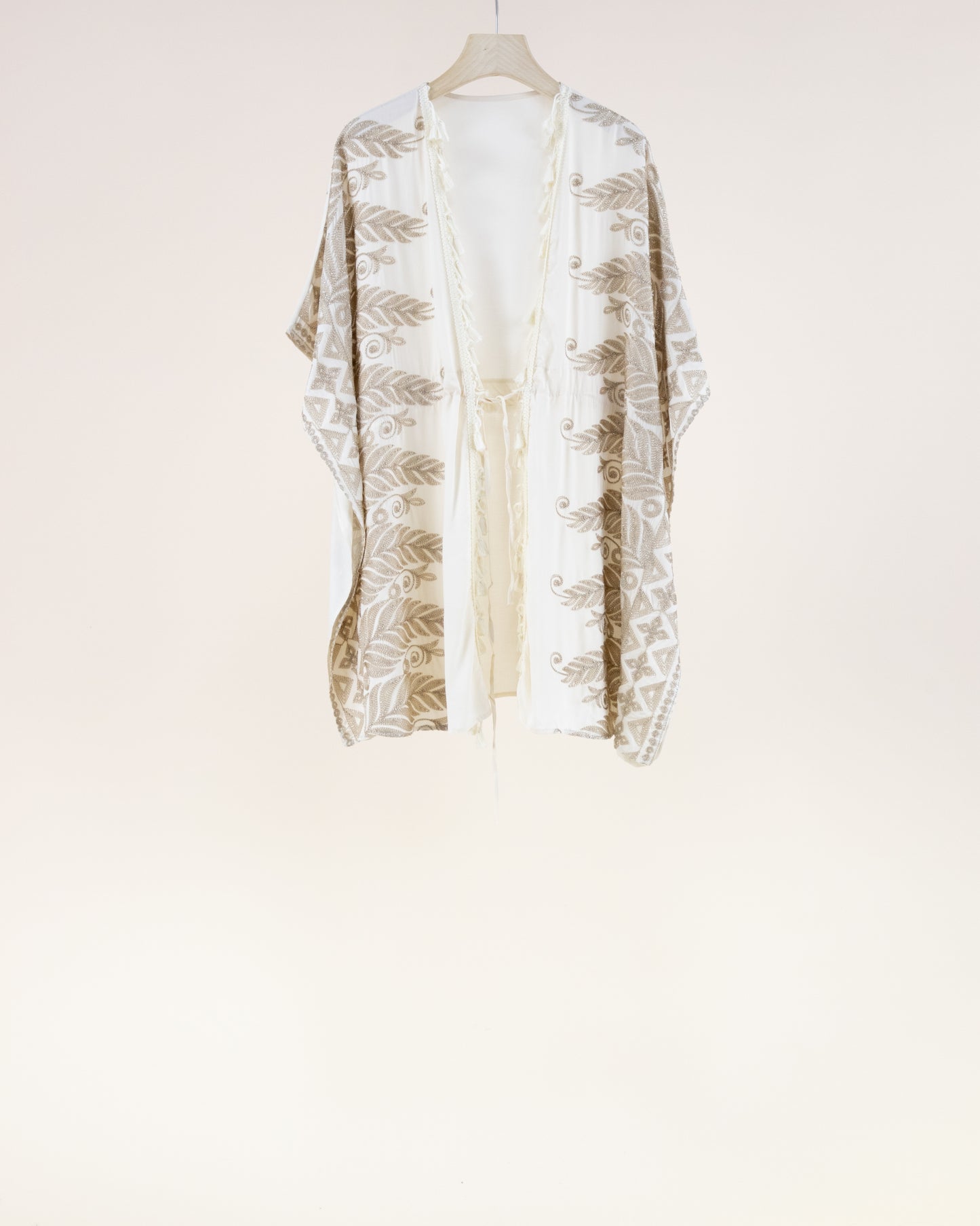 Leaf Embroidered & Tassel Trim Front Tie Kimono
