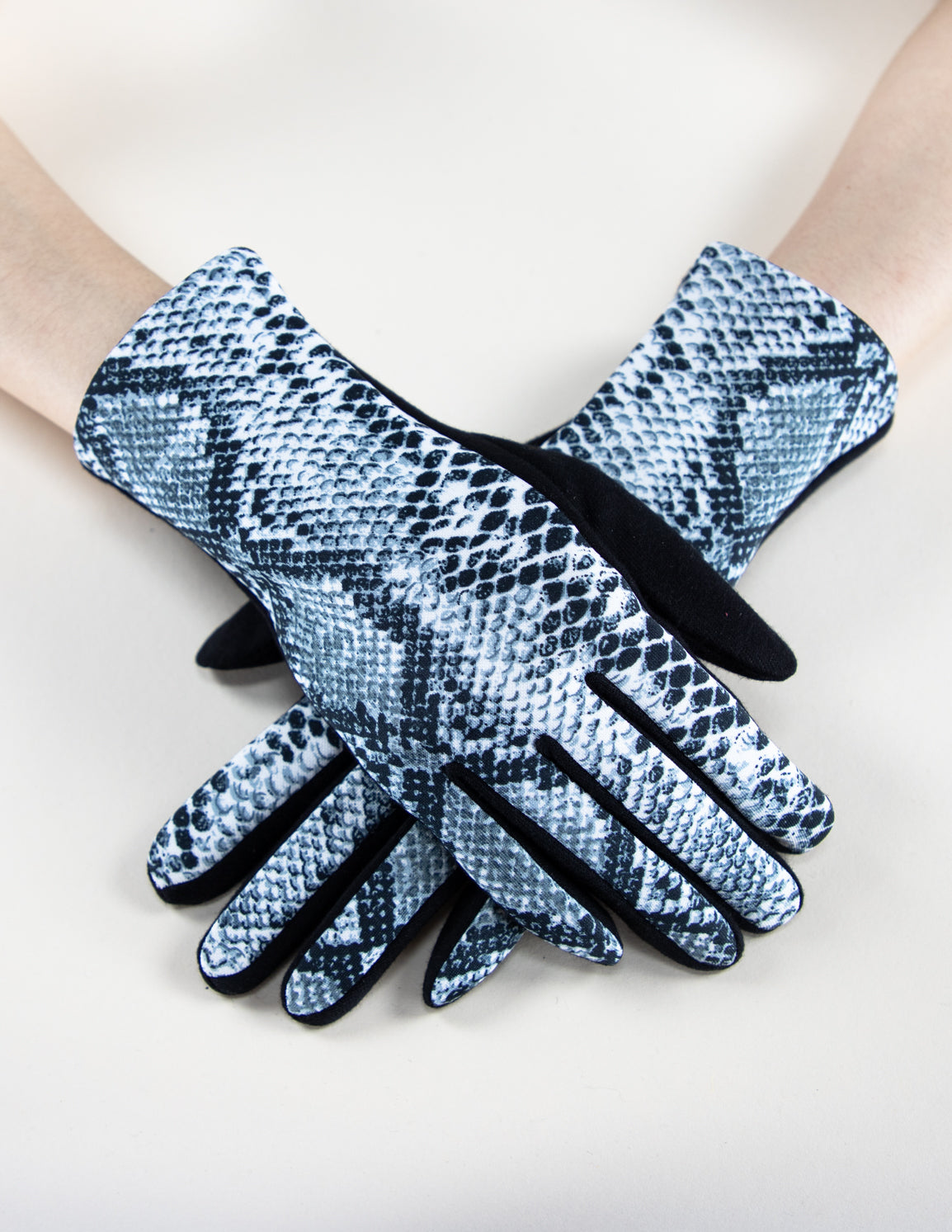 Snake Skin Print Gloves (TS)