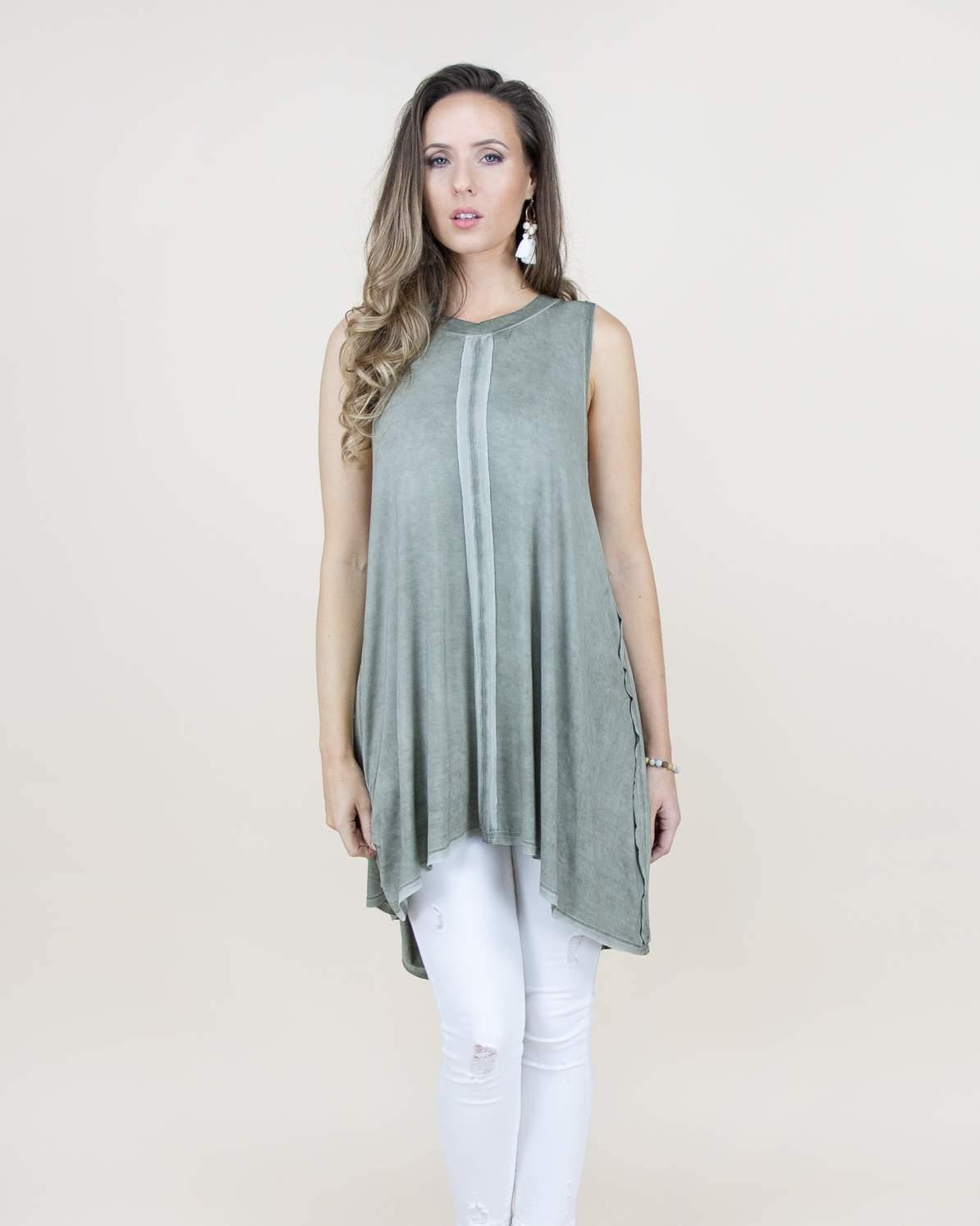Center Hemmed Sleeveless Tunic