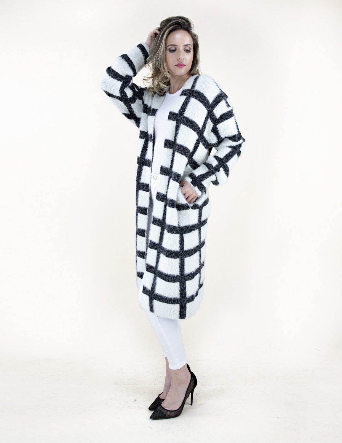 Eyelash Boxy Plaid Long Sleeve Cardigan w/ Pockets