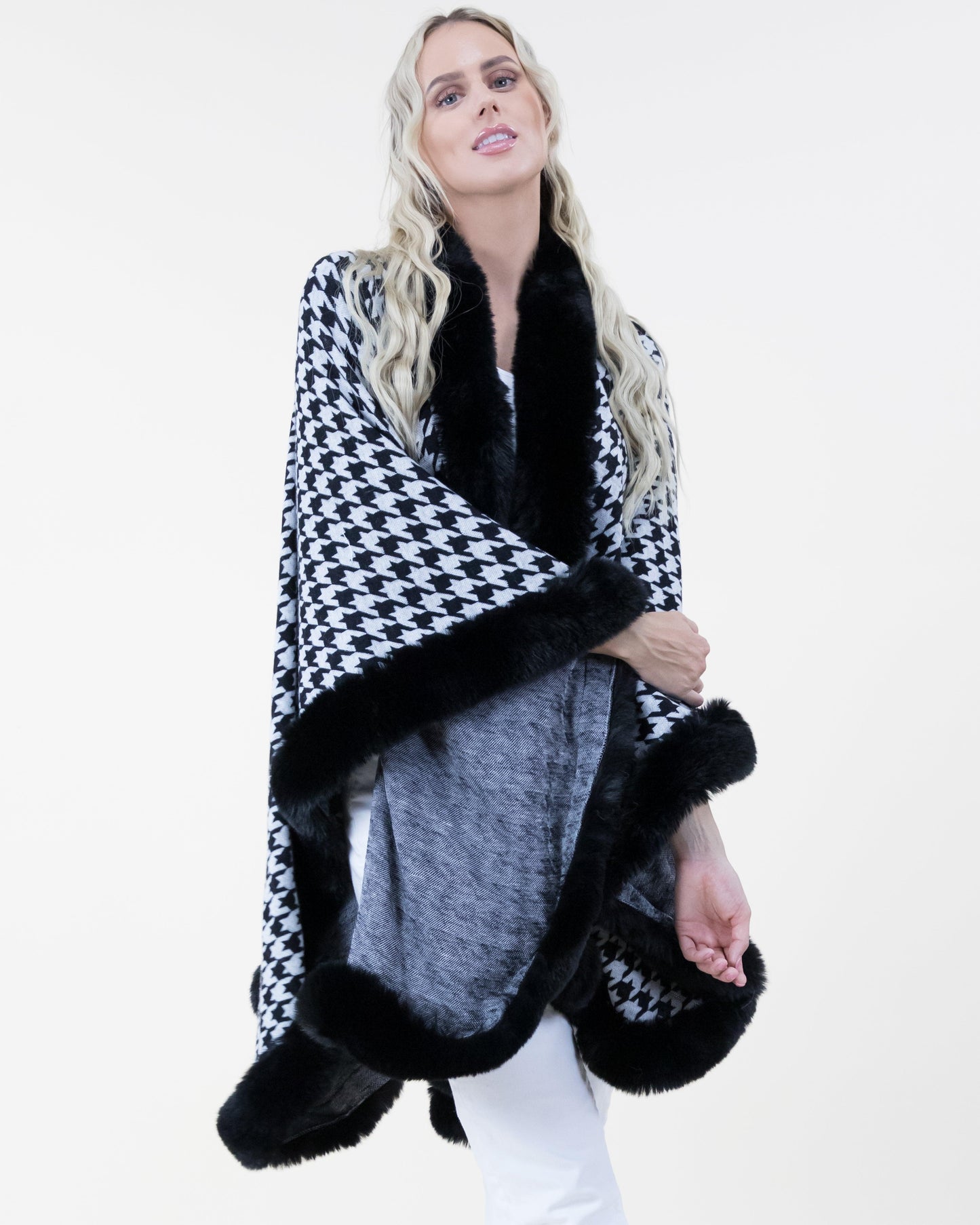 Houndstooth Print Cape w/ Faux Fur Trim