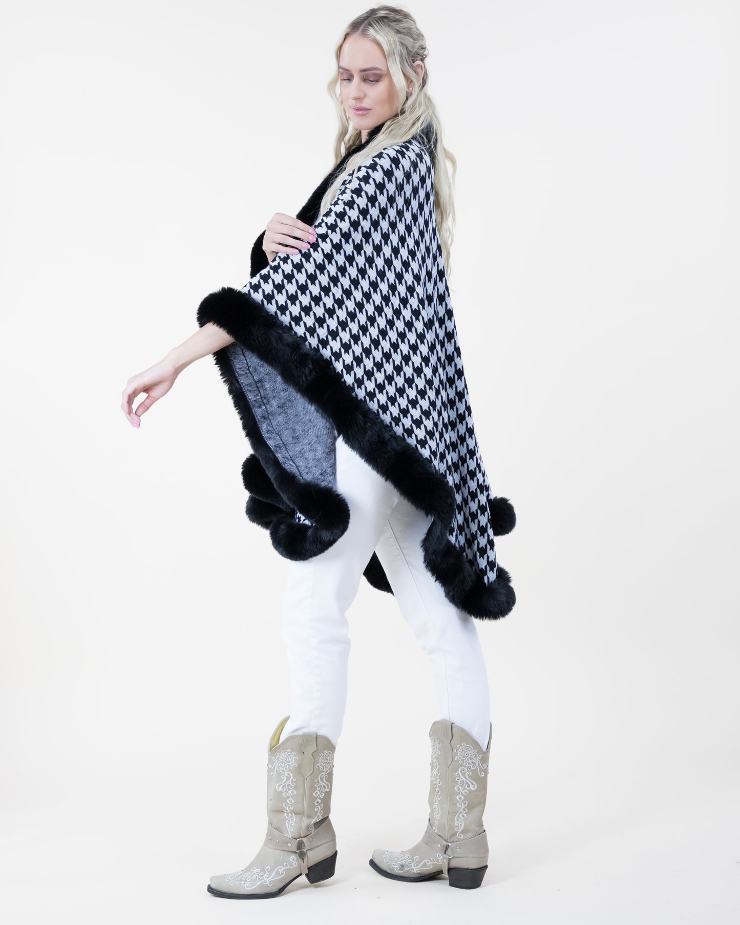 Houndstooth Print Cape w/ Faux Fur Trim