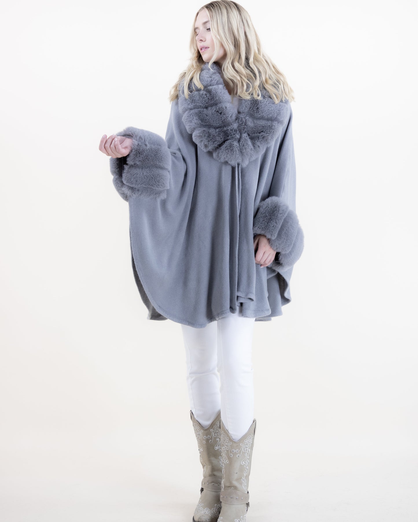 Ribbed Collar and Cuff Faux Fur Cape