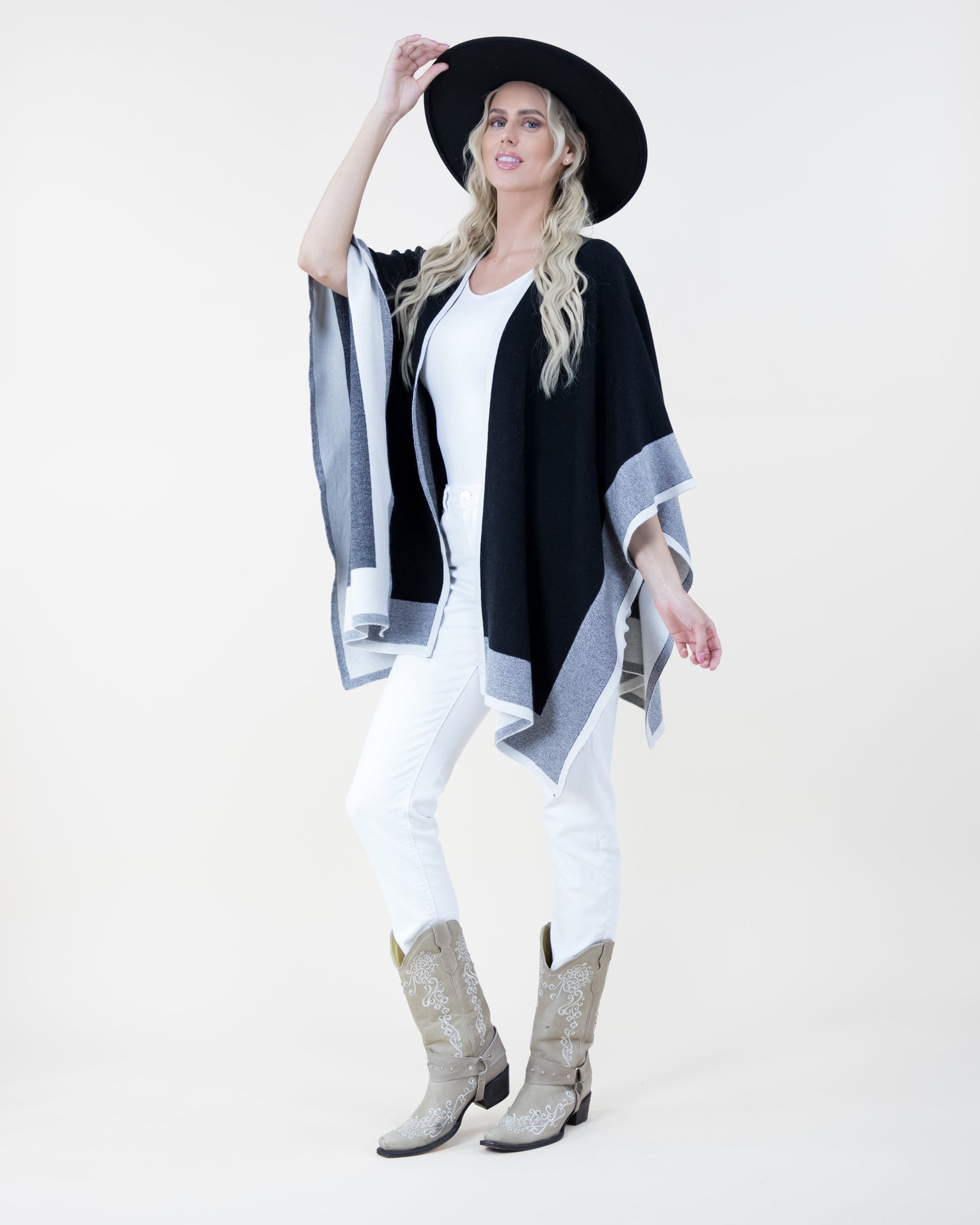 Two Tone Border Tight Knit Kimono
