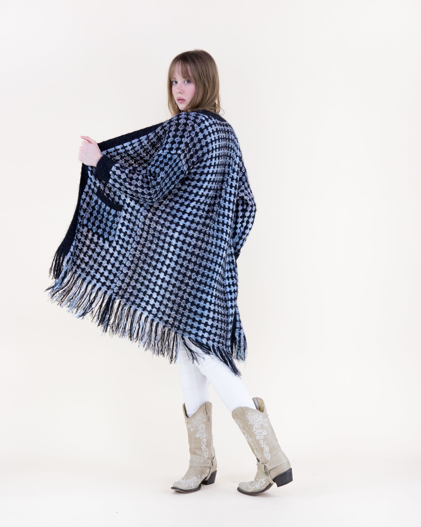 Ombre Grid Stitch Fringe Hem  Cardigan