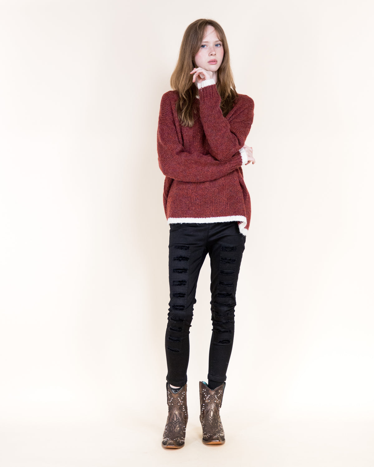 Contrast Hem V-Neck Wool Blend Weekend Sweater