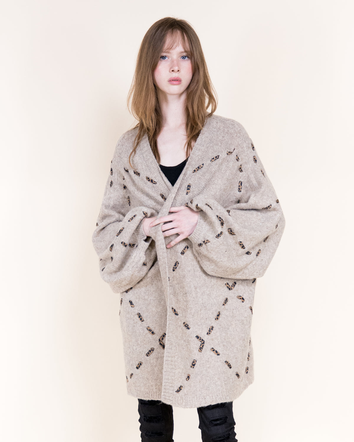Velvety Ribbon Leopard Stitch Relaxed Cardigan