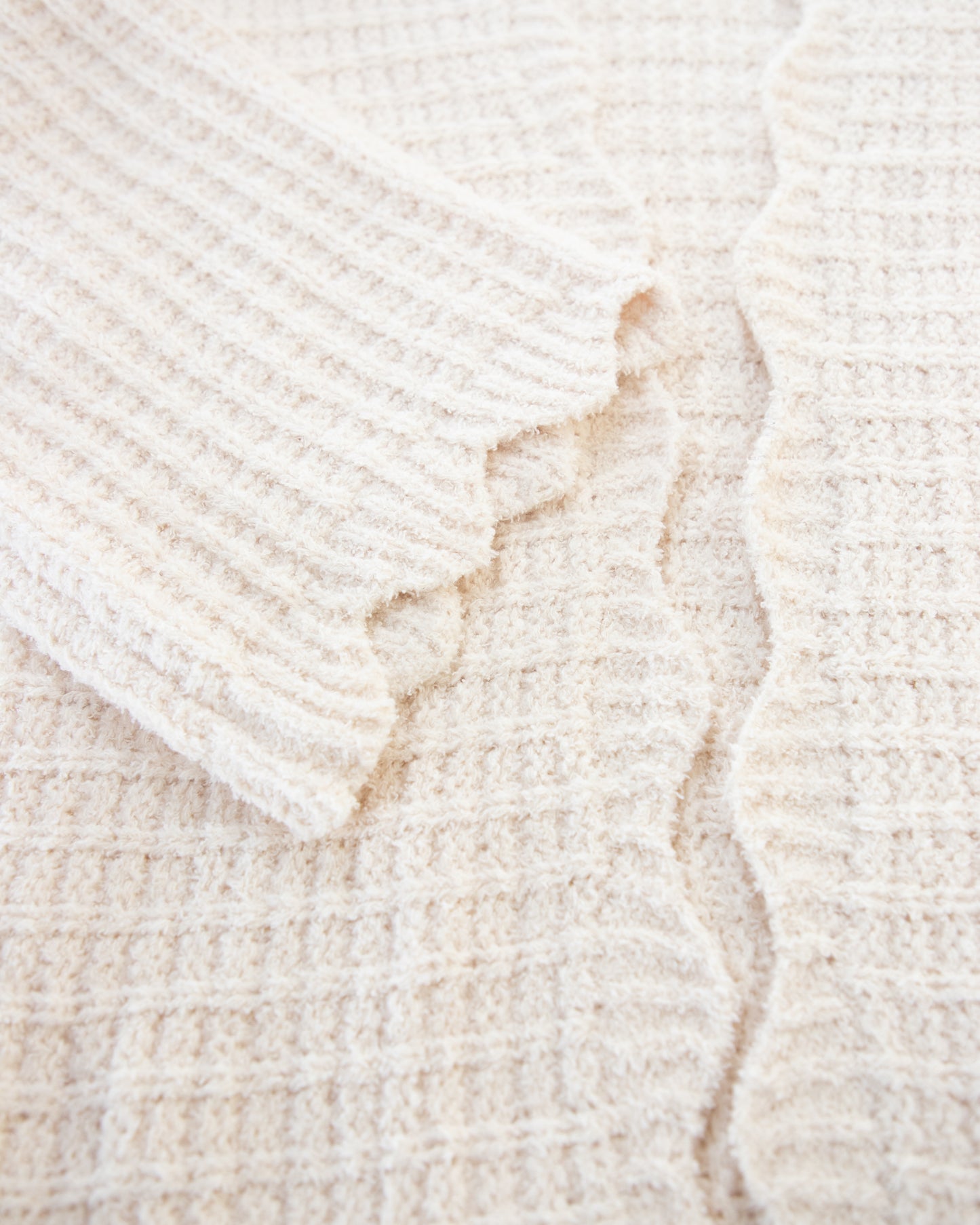 Tile Stitch Duster w/ Ribbed Scalloped Hems