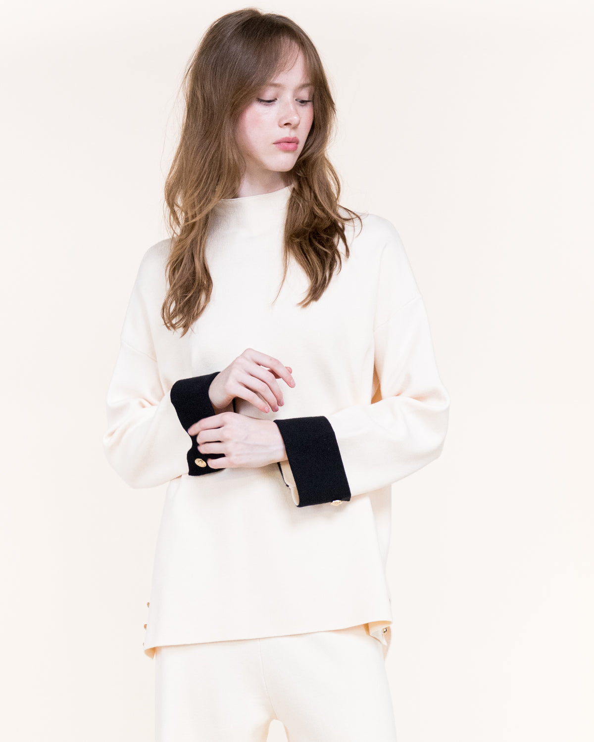 Atelier Button Detail Contrast Cuff Lounge Pullover Sweater