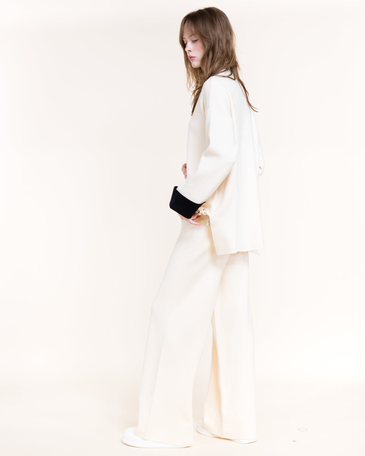 Atelier Button Detail Contrast Cuff Lounge Pullover Sweater