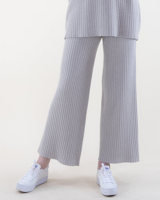 Soft Ribbed Flowing Knit Pants