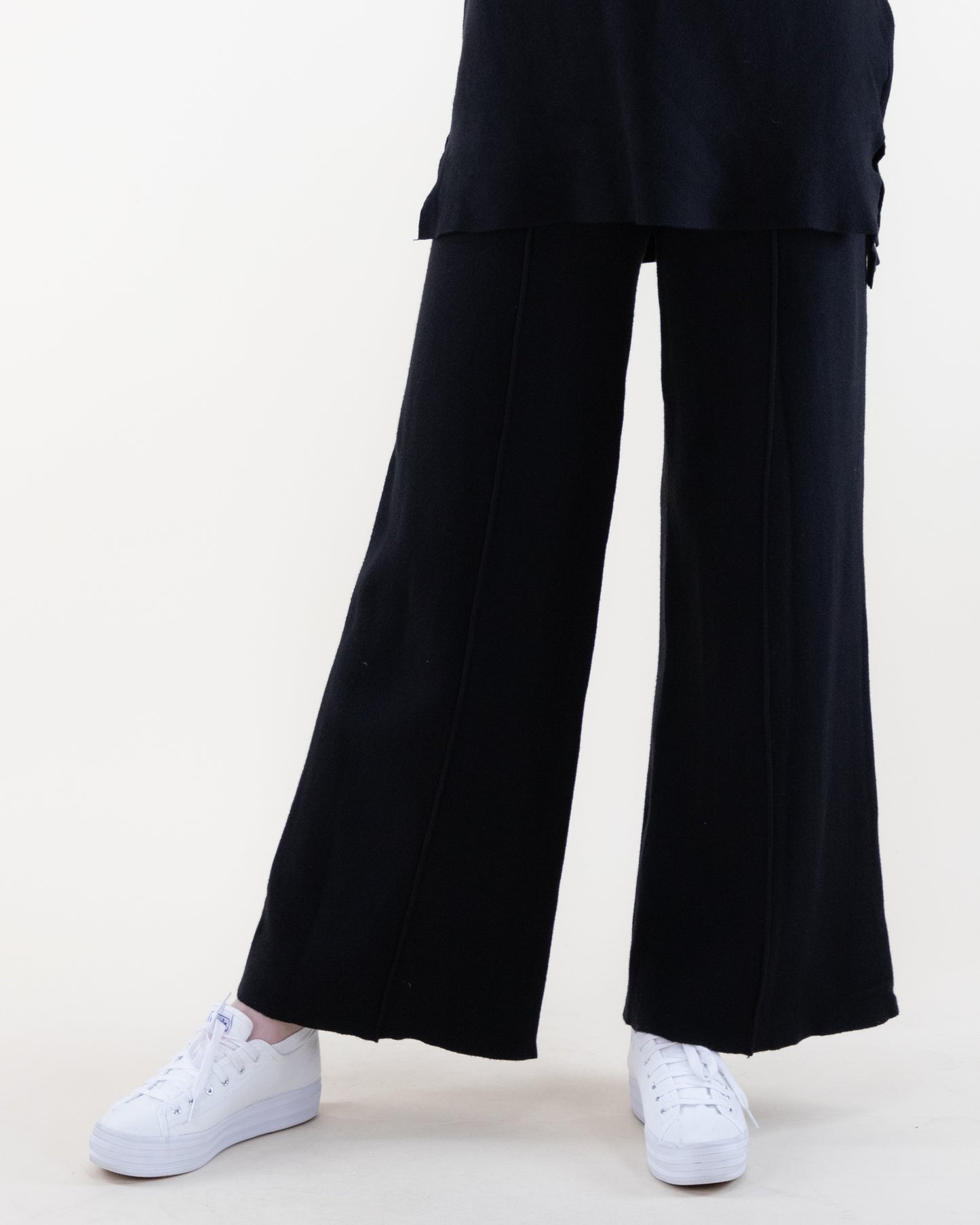 Relaxed Button Detail Long Knit Top with Matching Wide-Leg Pants 2pcs Set