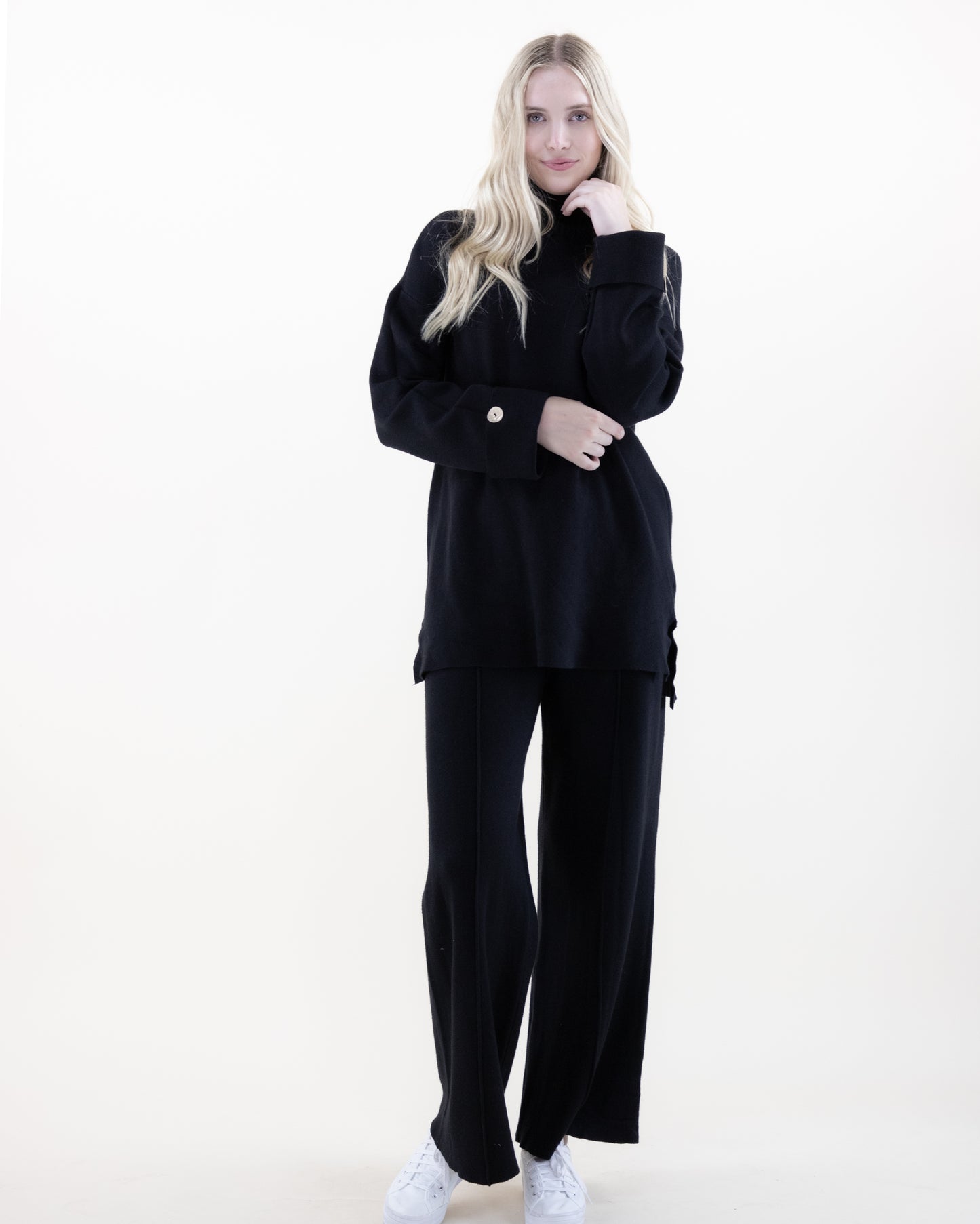 Casual Wide Leg Knitted Pants w/ Front Seam Detail