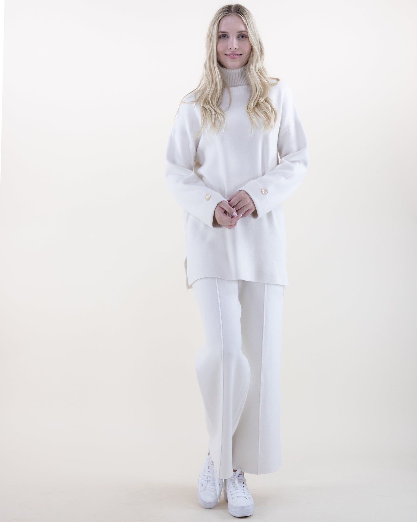 Casual Wide Leg Knitted Pants w/ Front Seam Detail