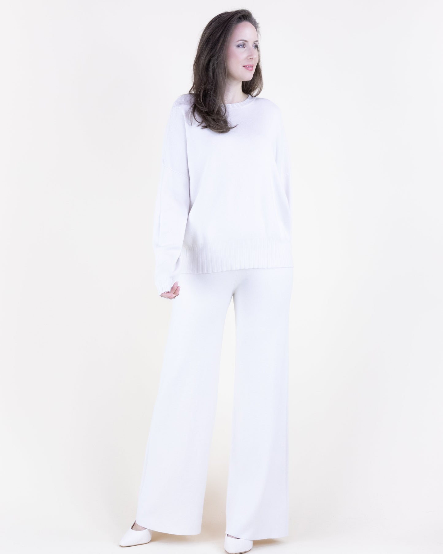 Neutral Comfy Crew Neck Pullover Sweater