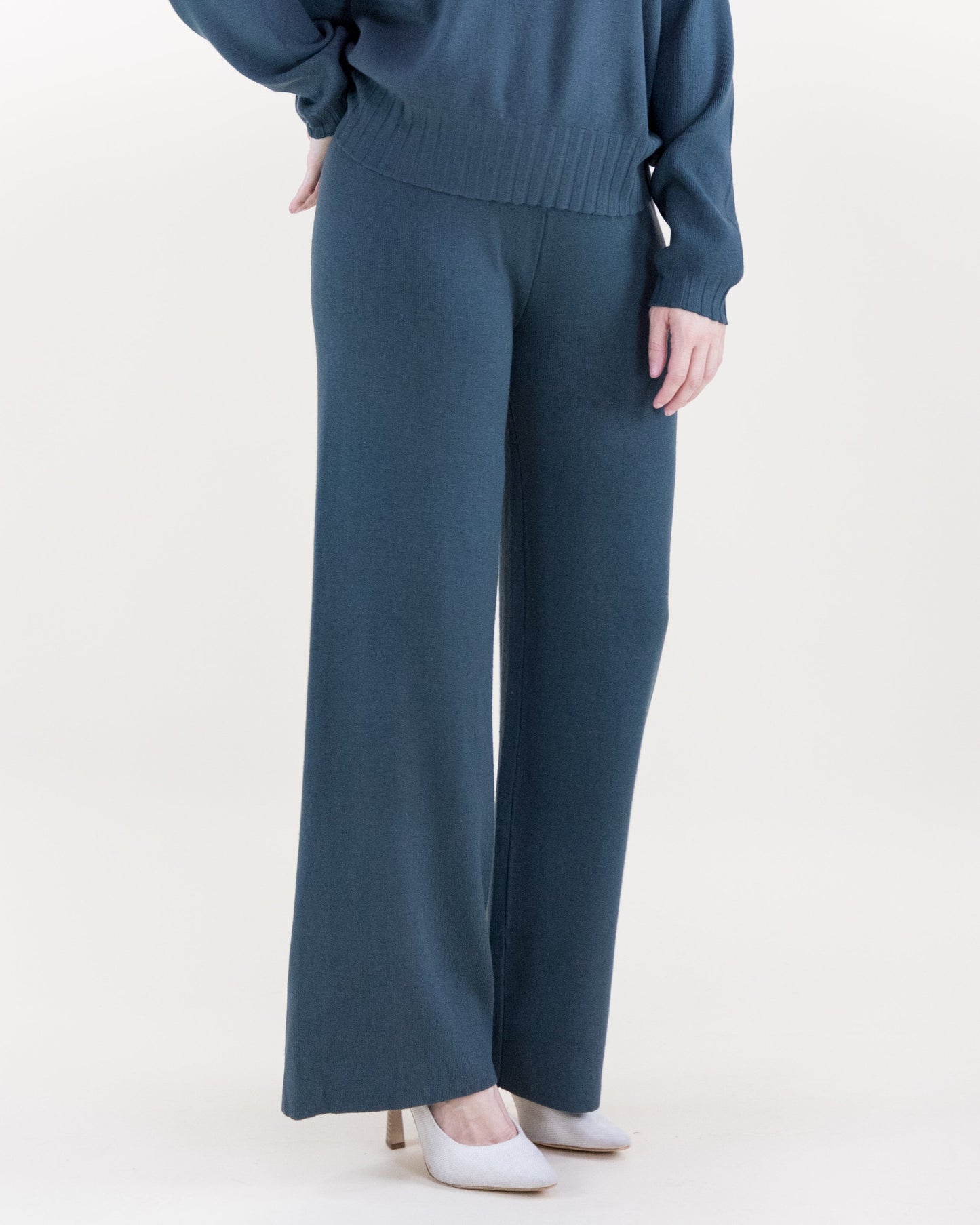 Neutral Comfy Wide Leg Knit Pants - S/M, L,XL