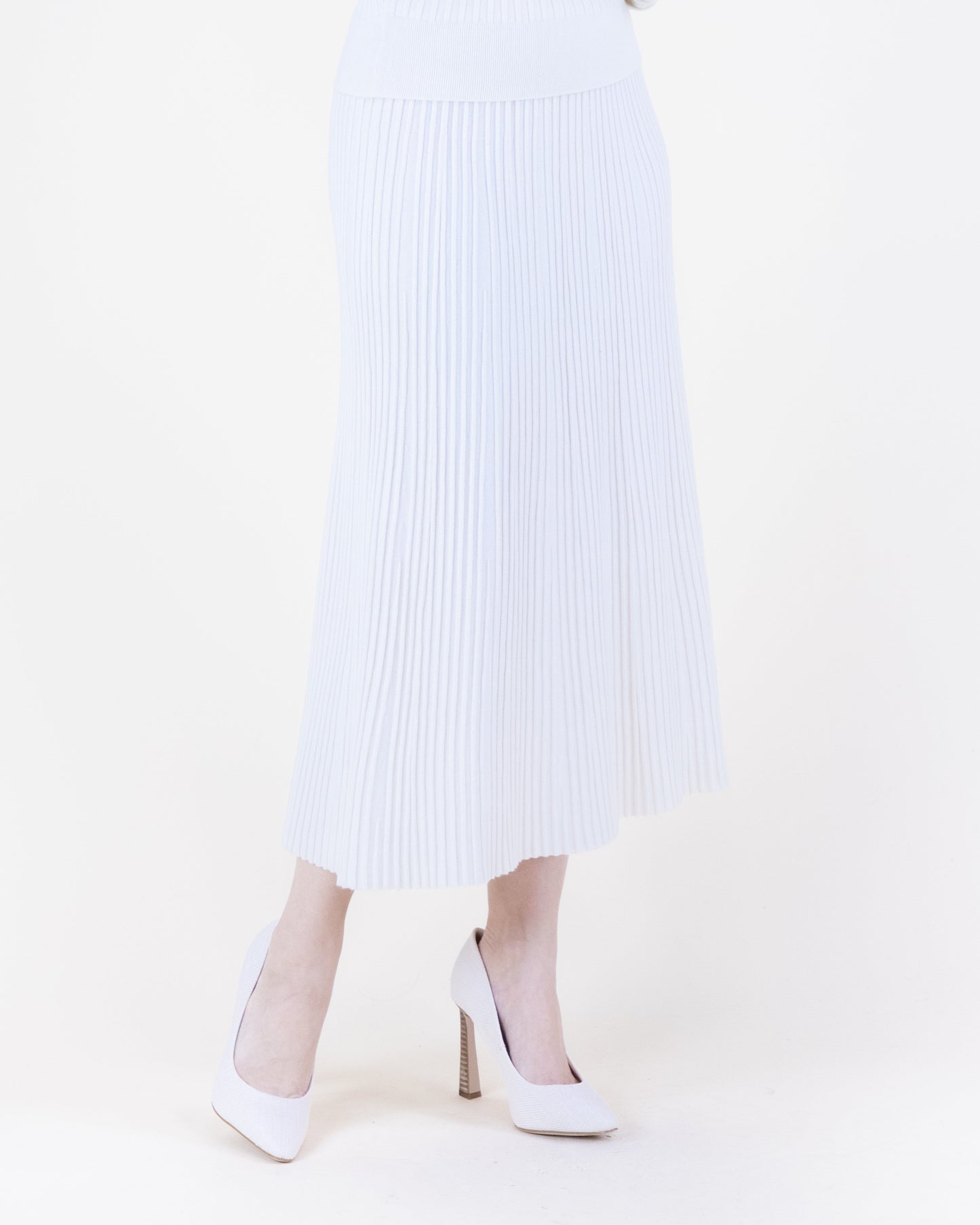 Neutral Ribbed Knit A-Line Midi Skirt - S/M, L/XL