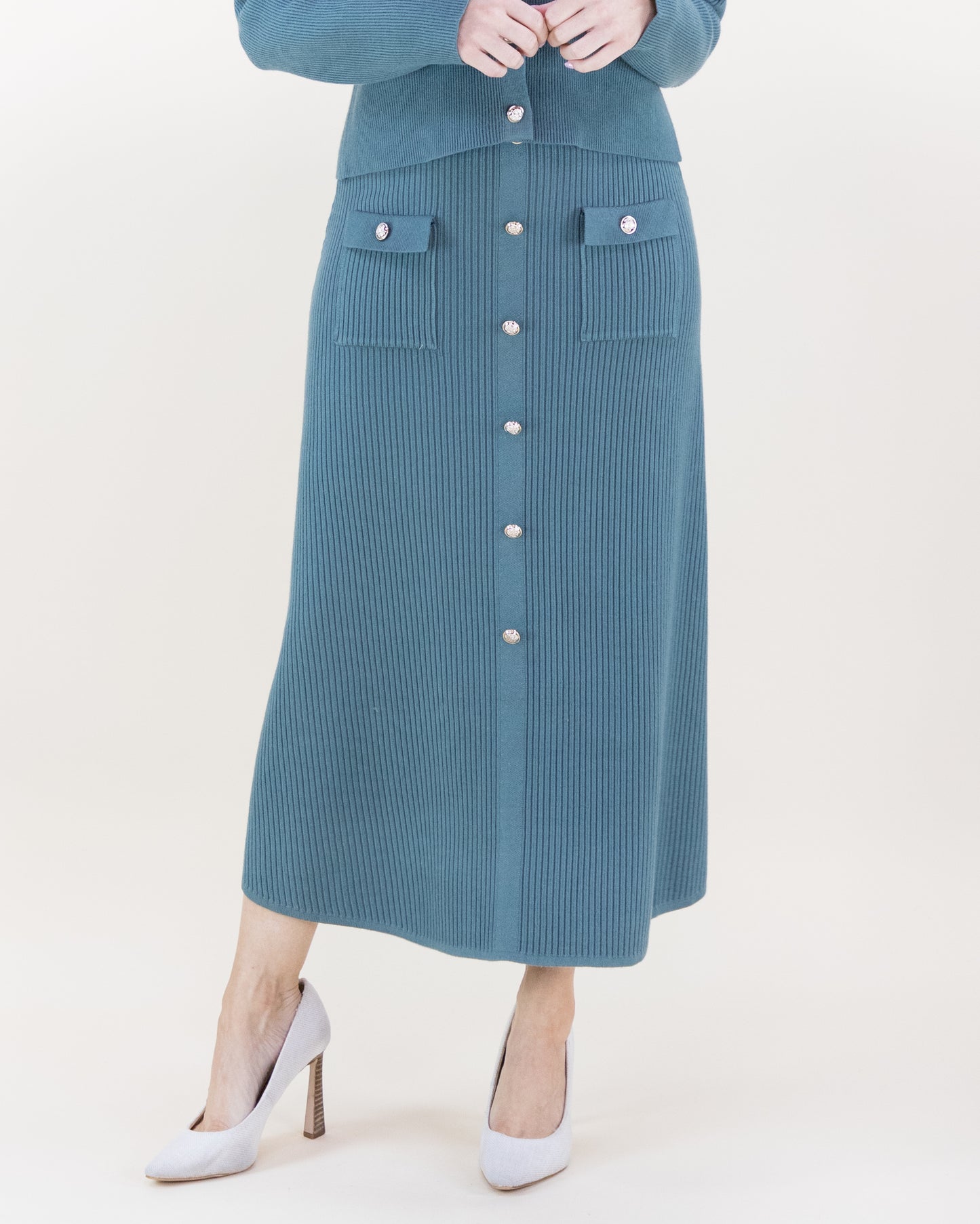 Ribbed Patch Pockets Boxy Cardigan & Ribbed Faux Buttons Knitted Midi Skirt 2pcs Set