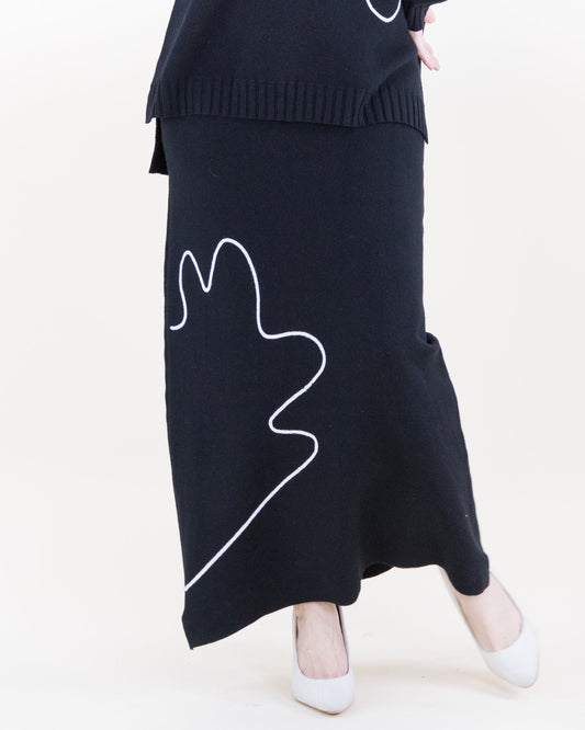 Abstract Outline A-Line Knitted Maxi Skirt - S/M, L/XL