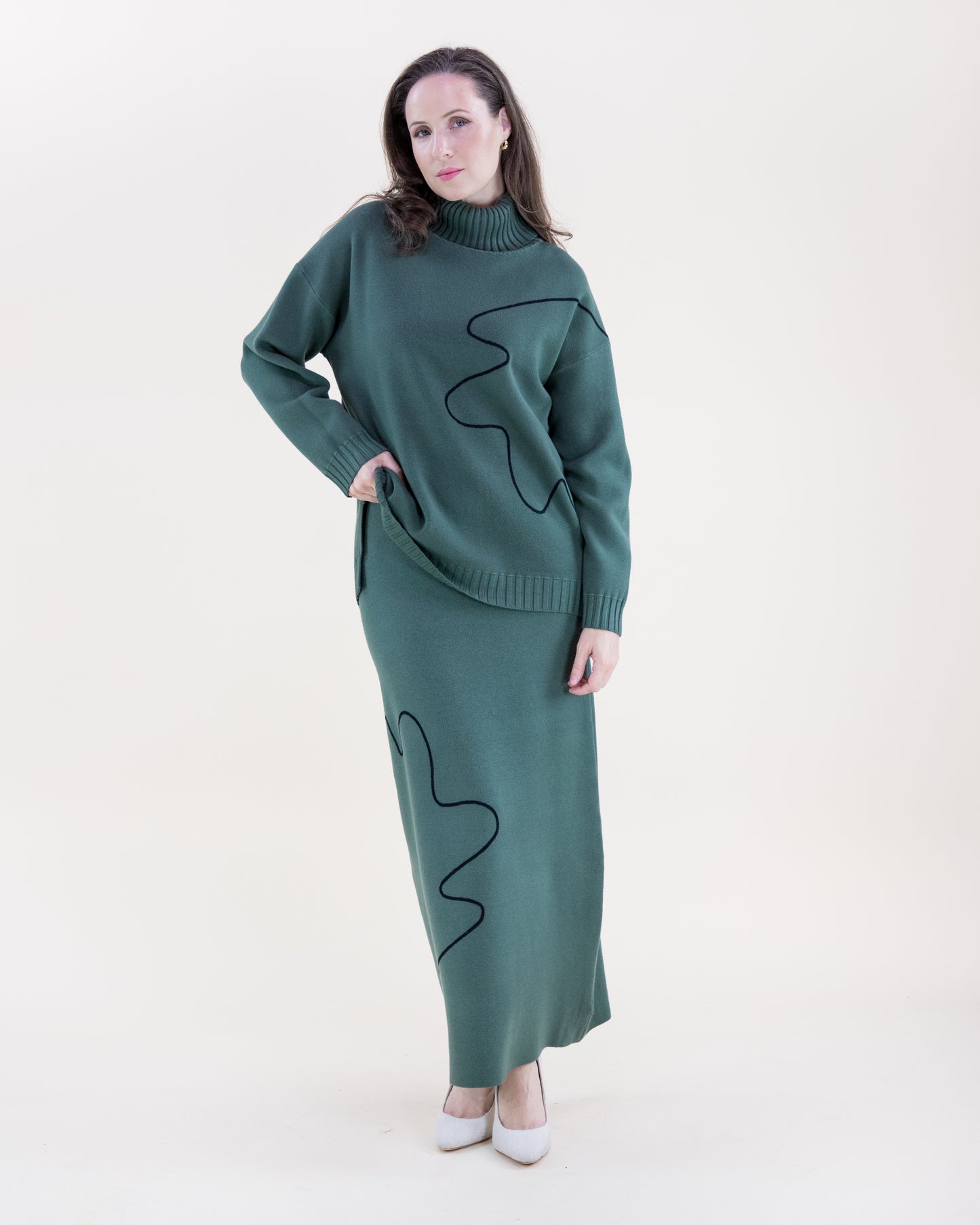 Abstract Outline A-Line Knitted Maxi Skirt - S/M, L/XL