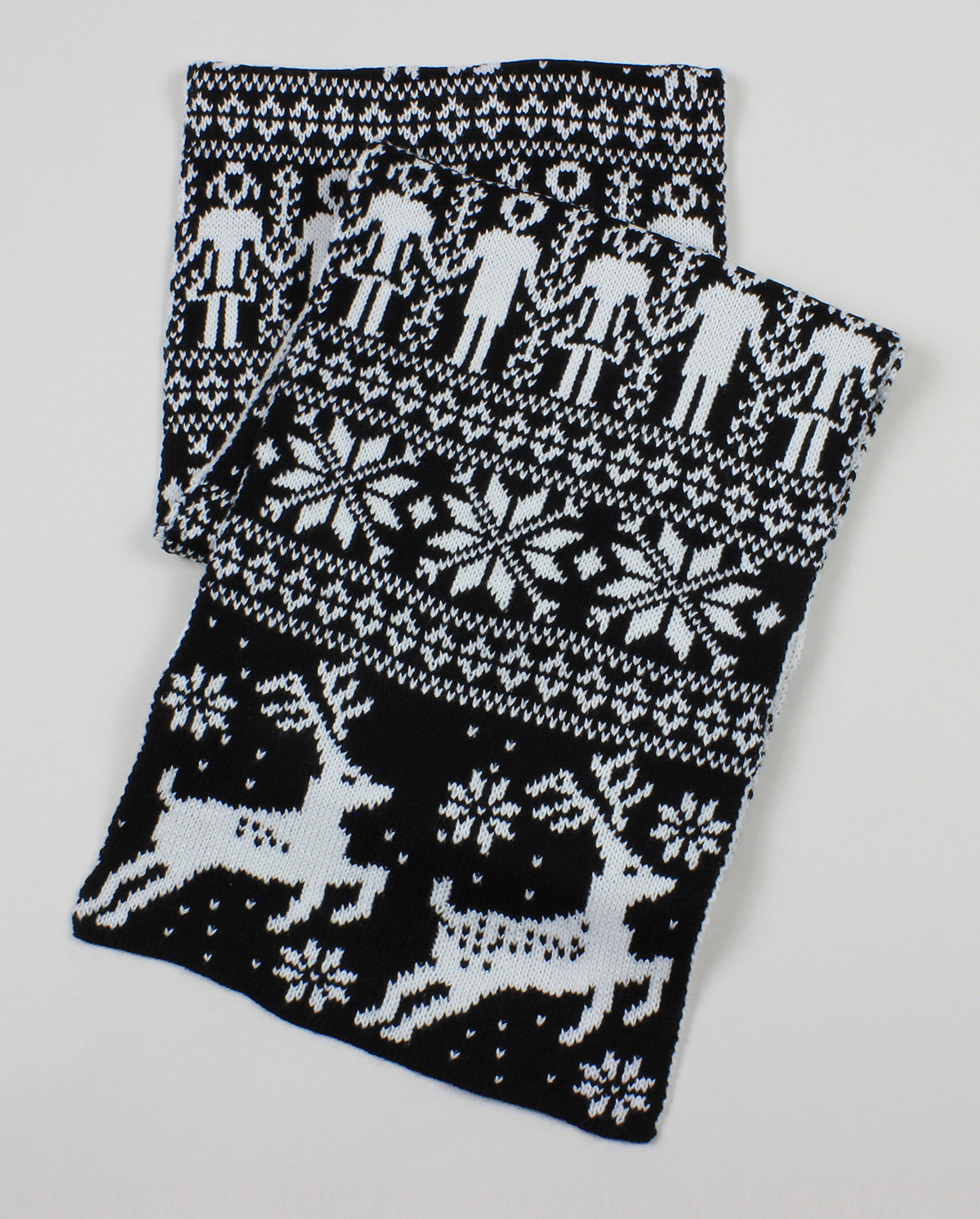 Nordic Reindeer Pattern Knit Scarf