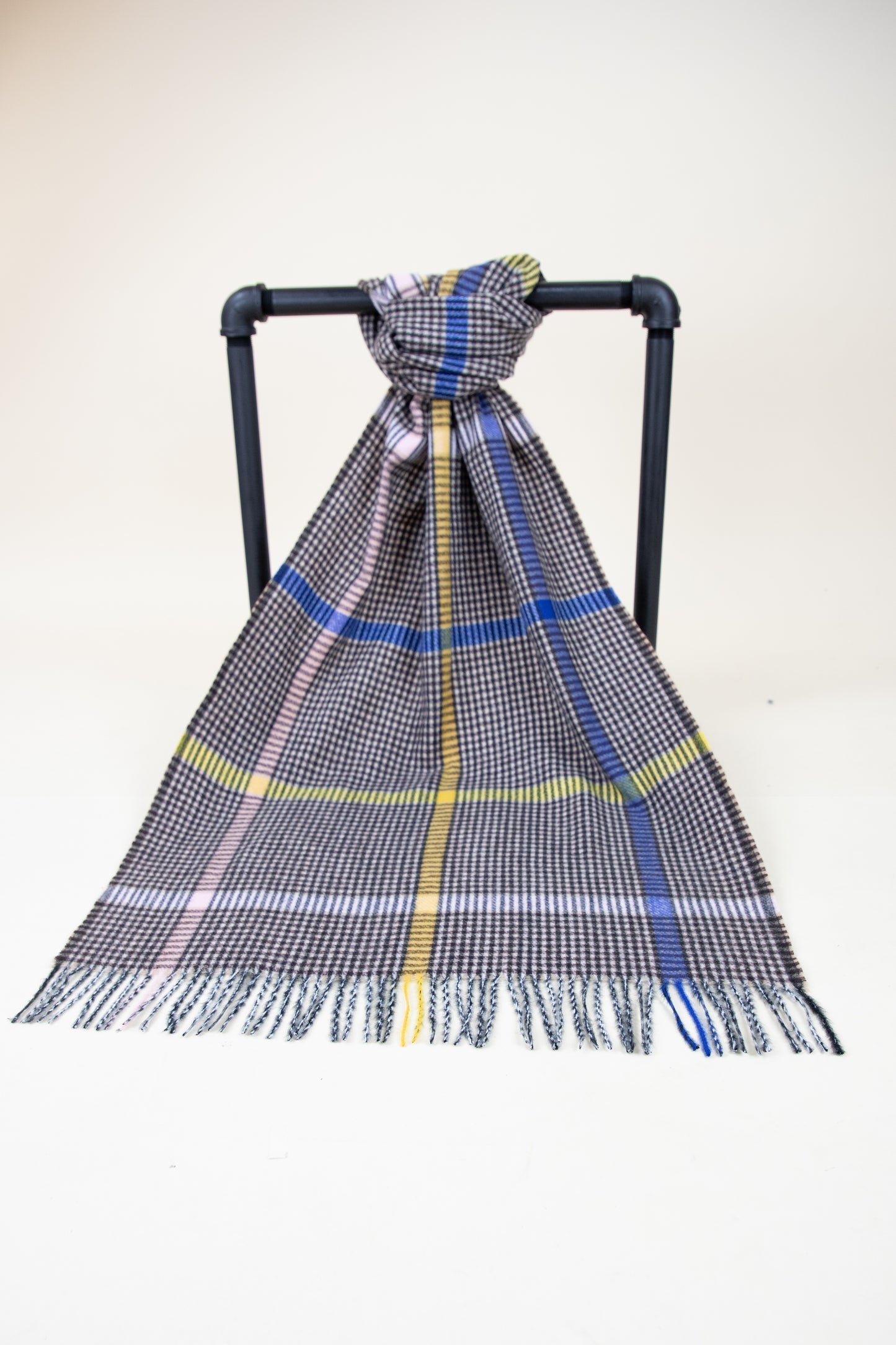 Thin Lines Classic Plaid Scarf