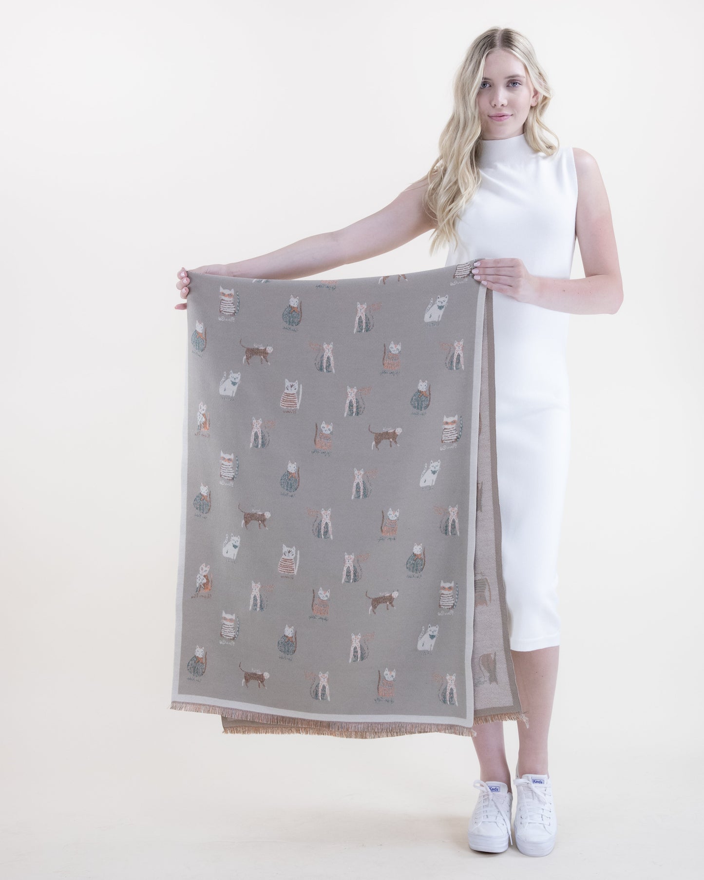 Classy Cat Pattern Scarf w/ Solid Border