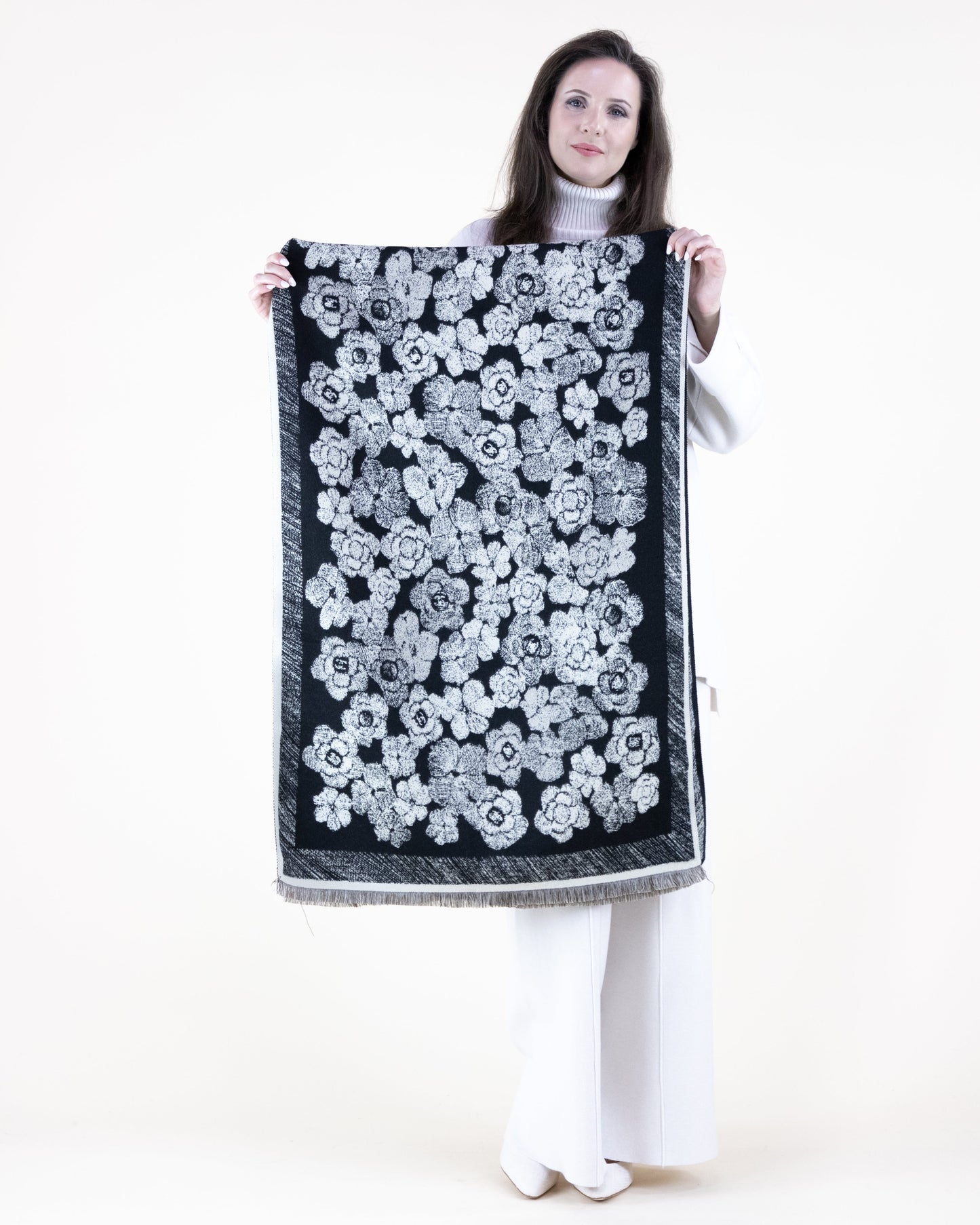 Rosette Bunches Scarf