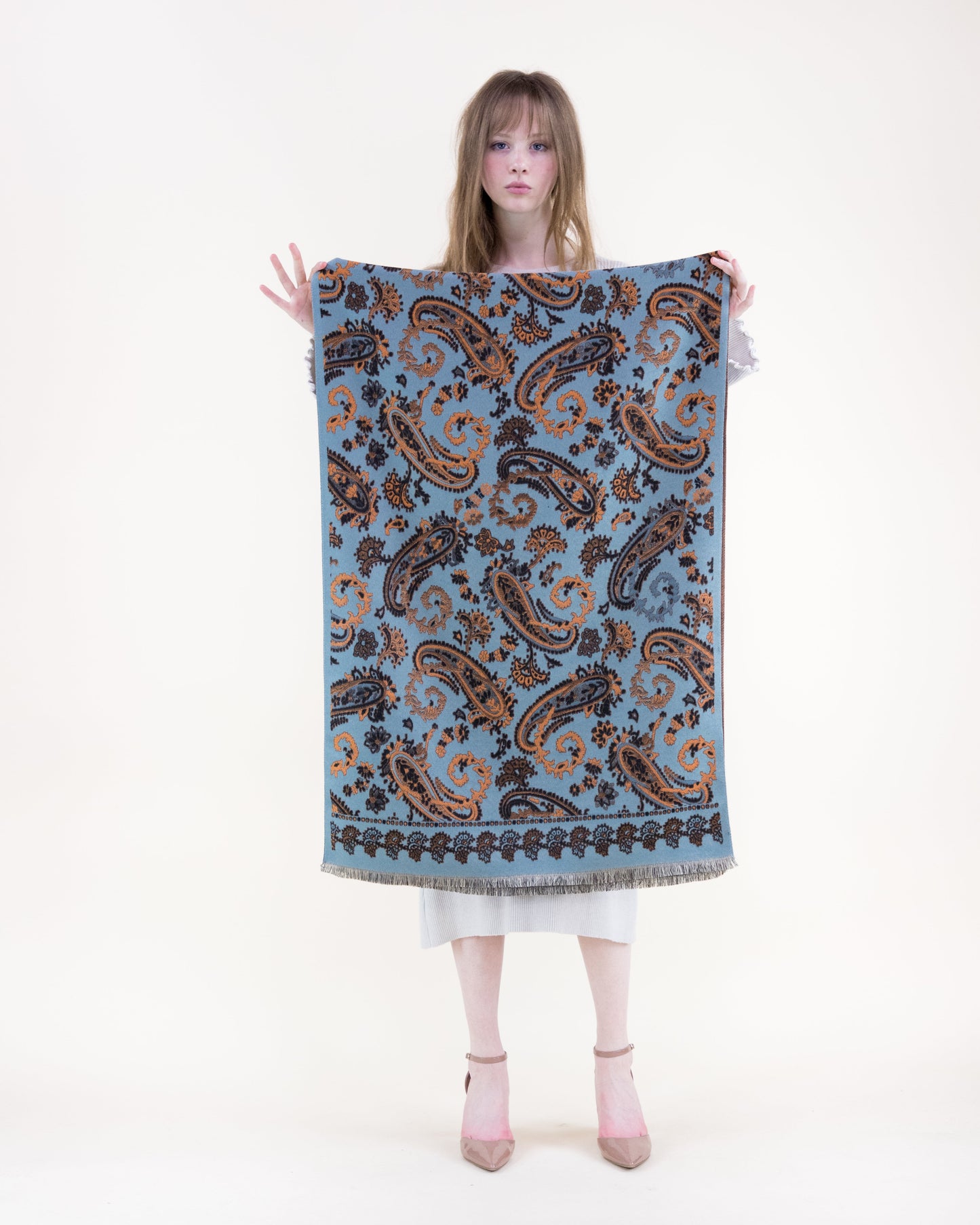 Paisley Tapestry Scarf