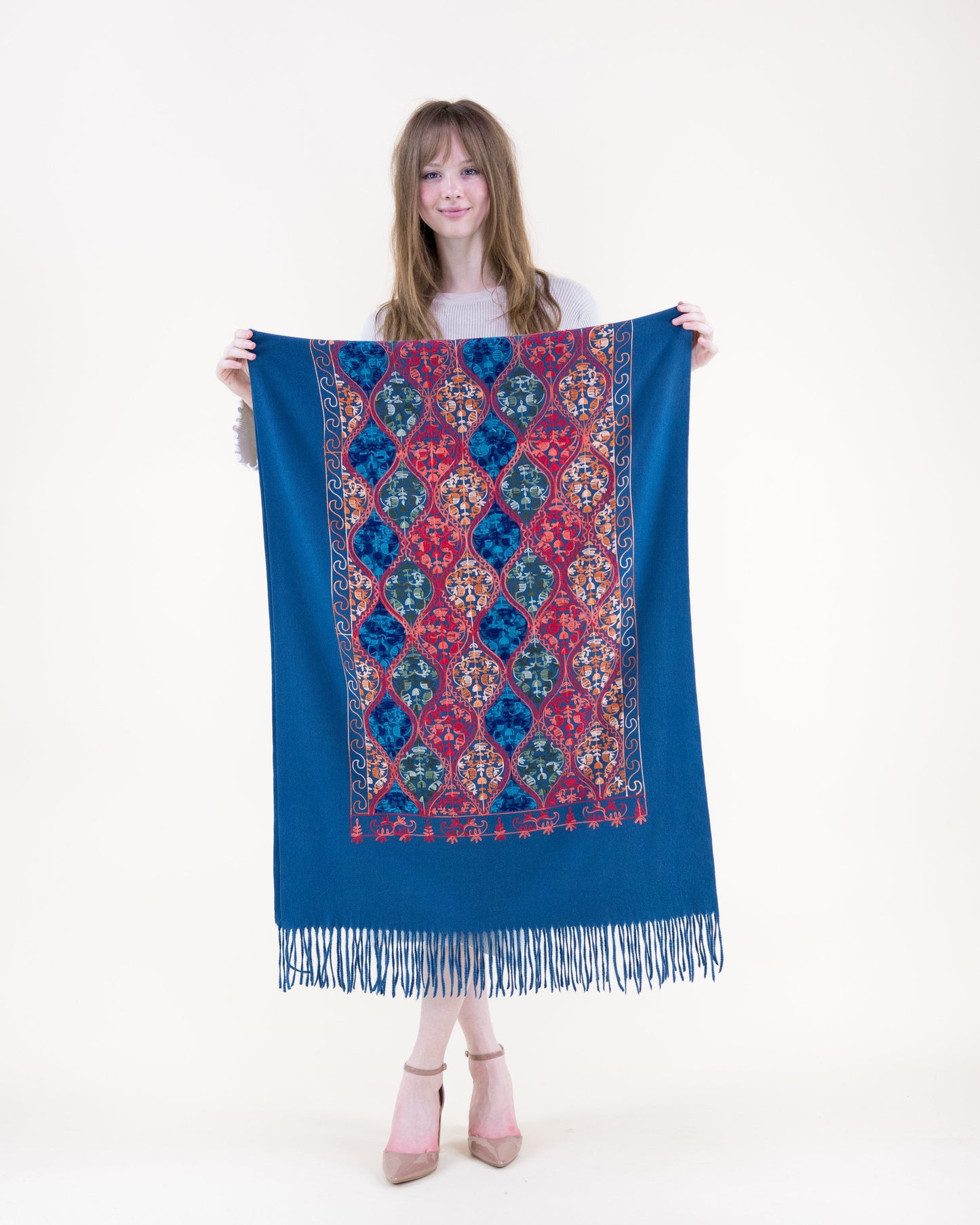 Embroidered Garden Ogee Trellis Scarf
