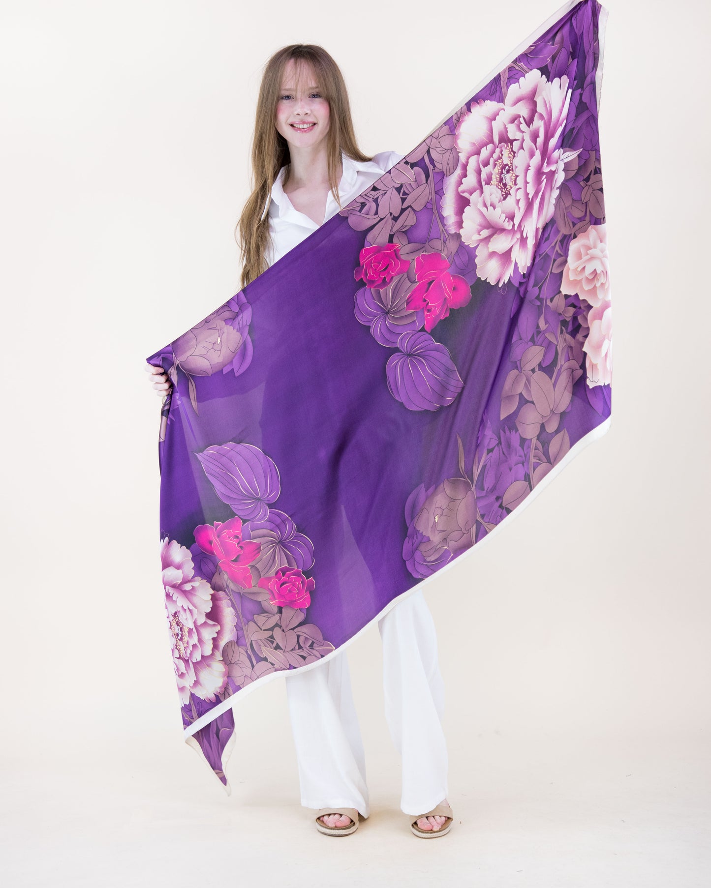 Queen Bouquet Satin Long Scarf