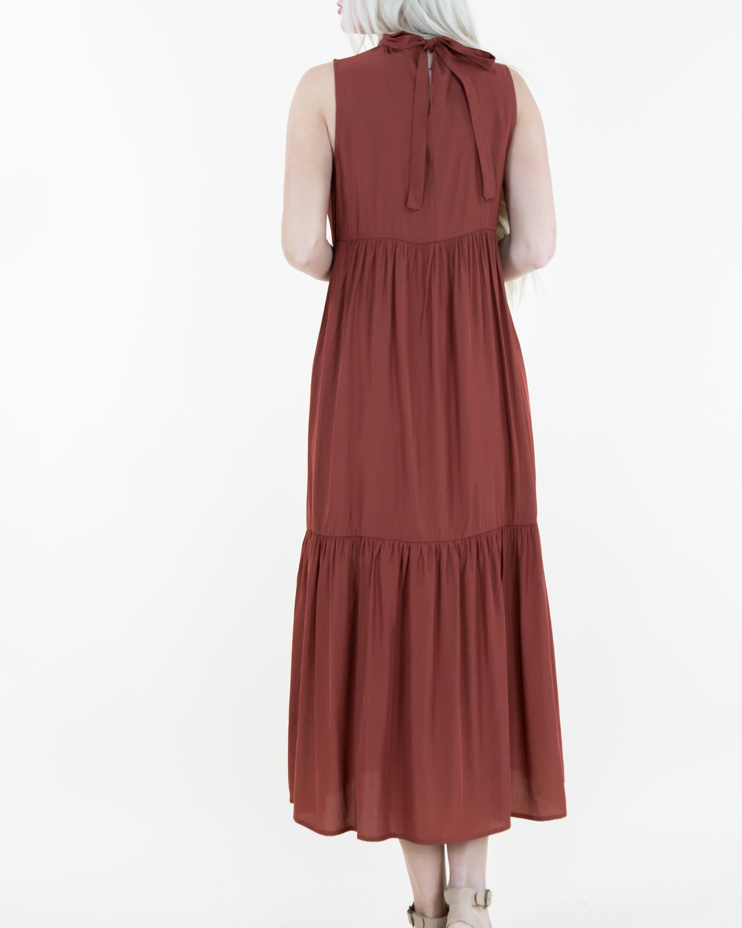 Silky Feel Sleeveless Tiered Midi Dress