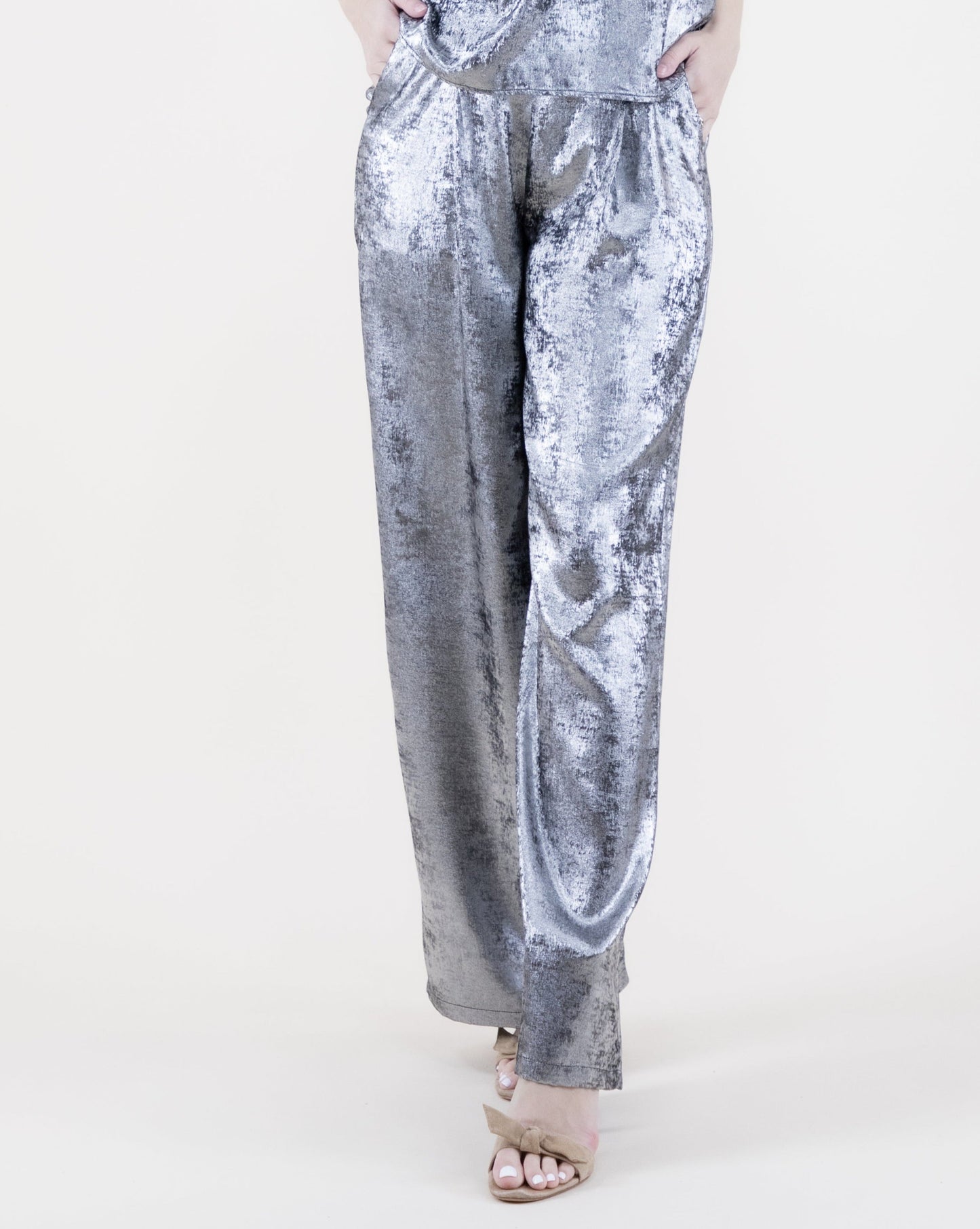 Metallic Front Pleated Wide Leg Pants