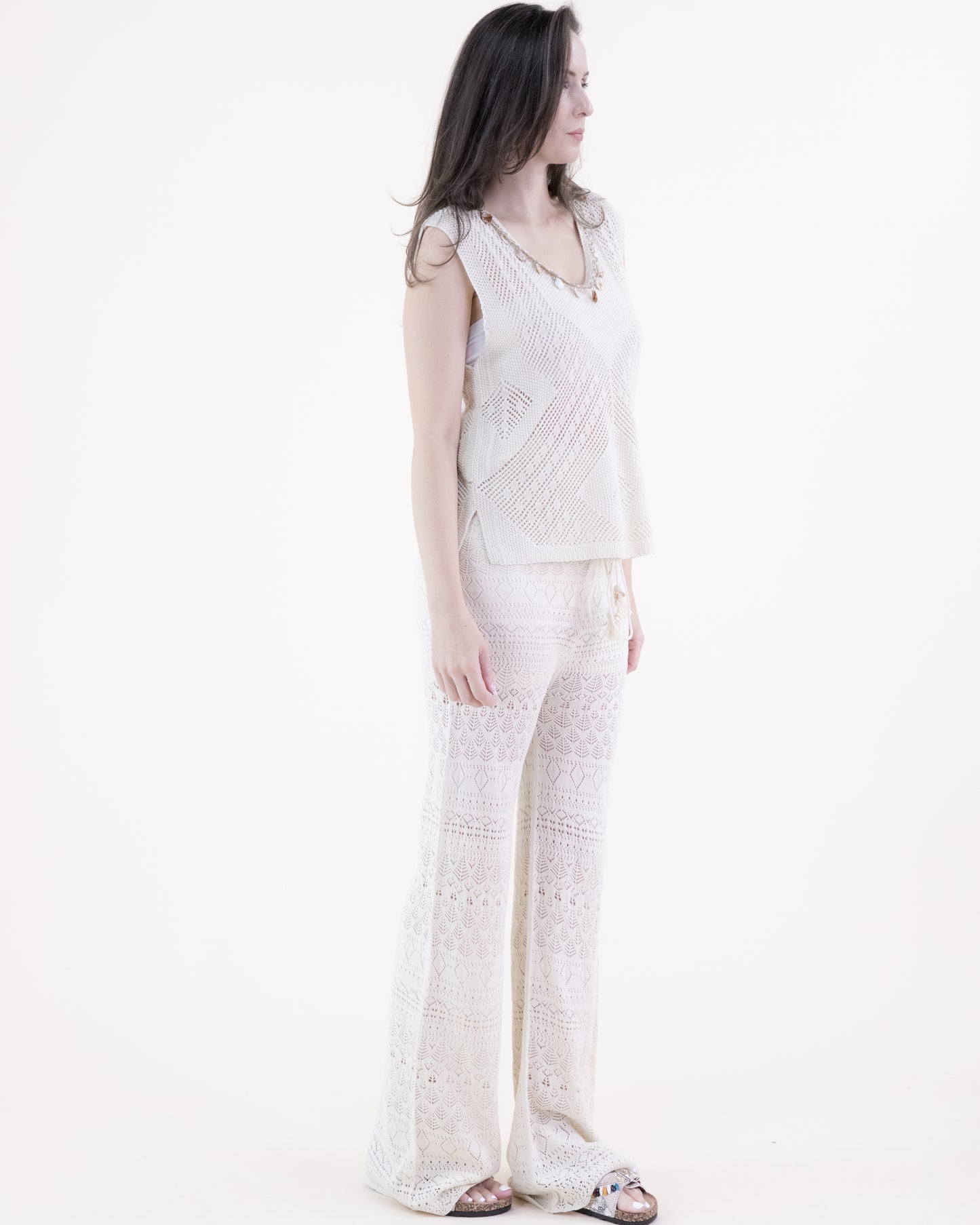 Geometric Pointelle Embellished V-Neck Sleeveless Top