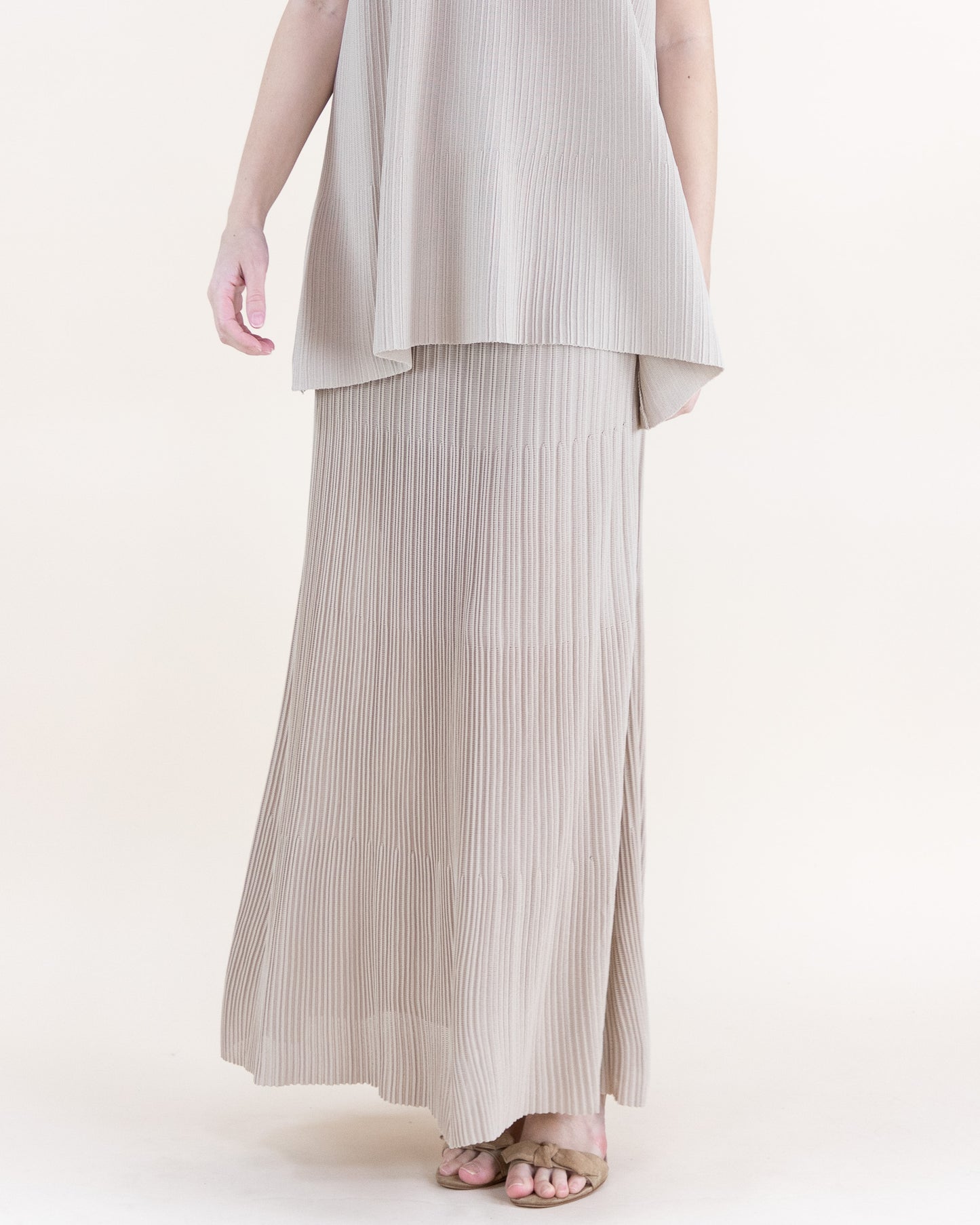 Thin Ribbed Sections High Waisted Maxi Skirt - S/M, L/XL