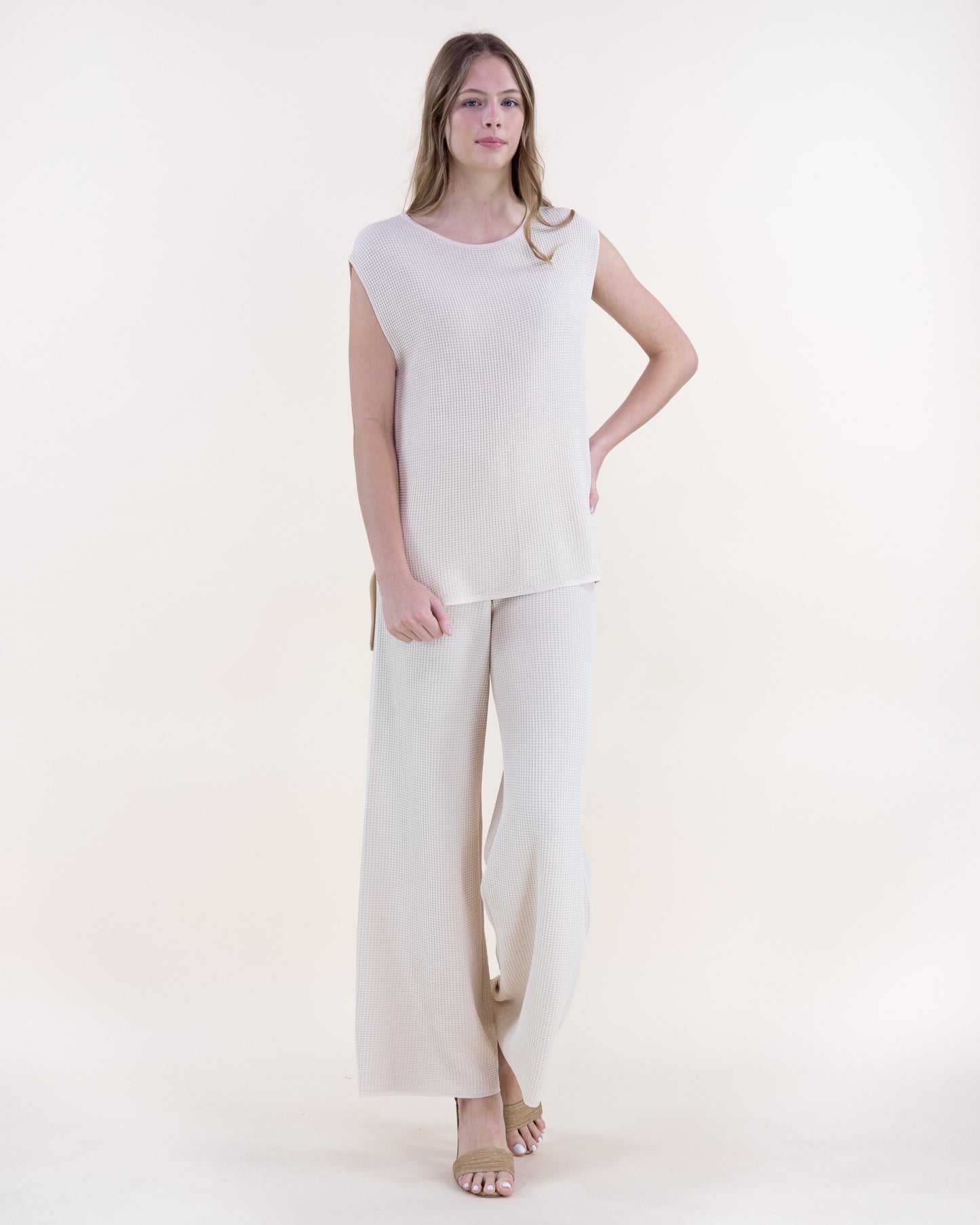 Waffle Stitch Sleeveless Round Neck Knit Top