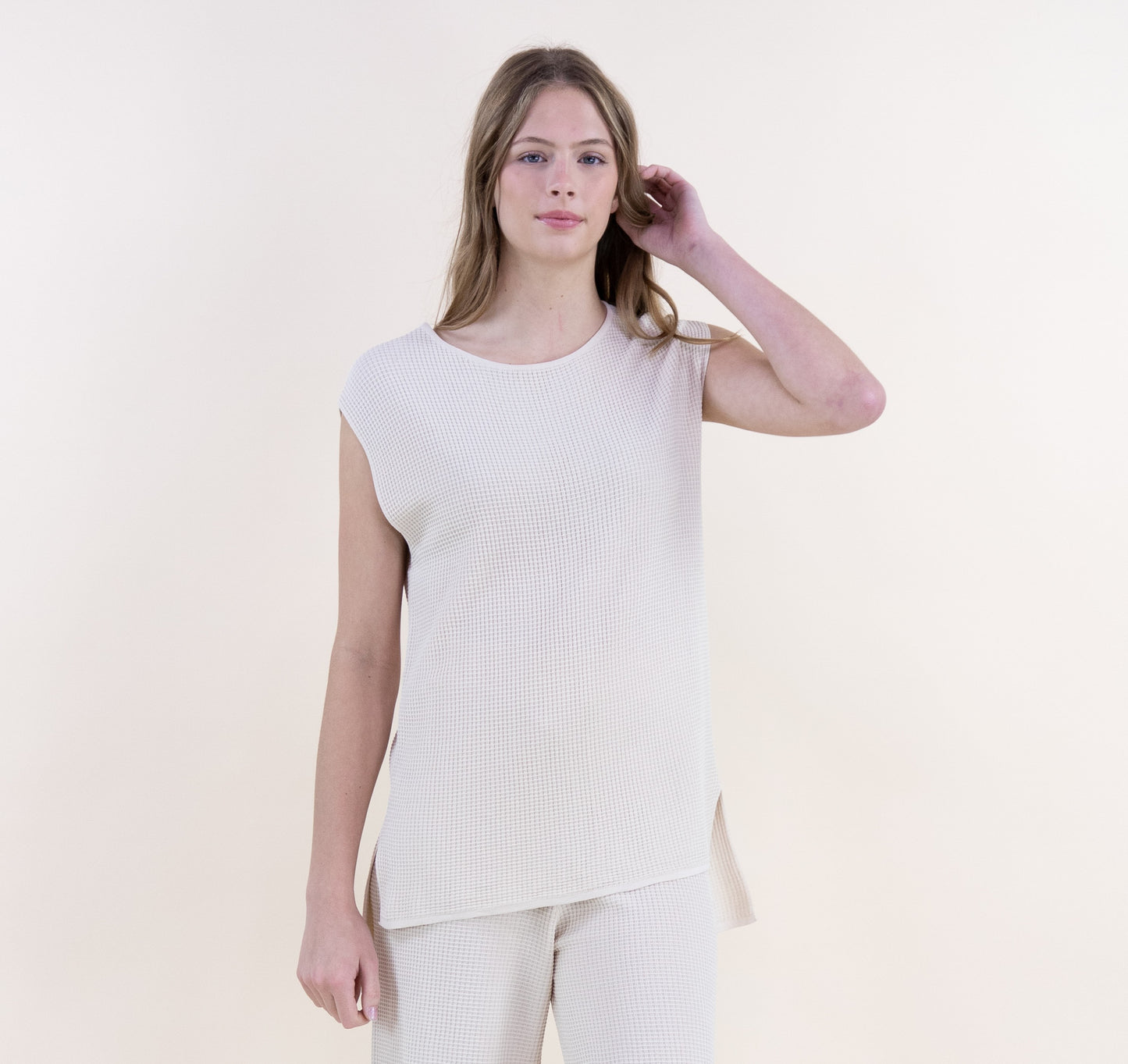 Waffle Stitch Sleeveless Round Neck Knit Top