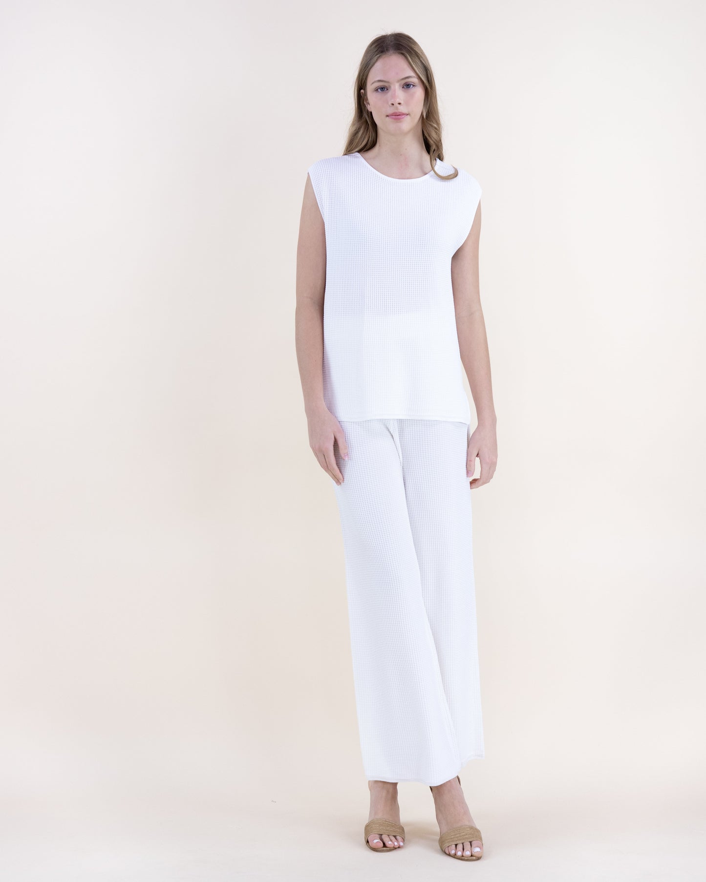 Waffle Stitch Sleeveless Round Neck Knit Top