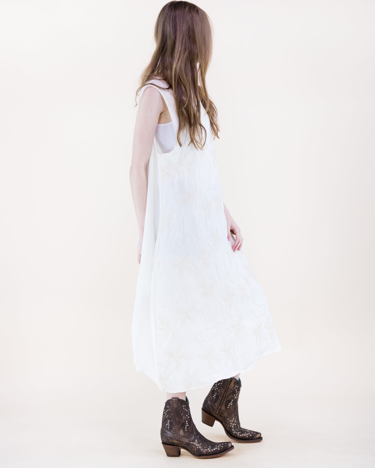 Oxalis Bow Embroidered Sleeveless A-Line Midi Dress