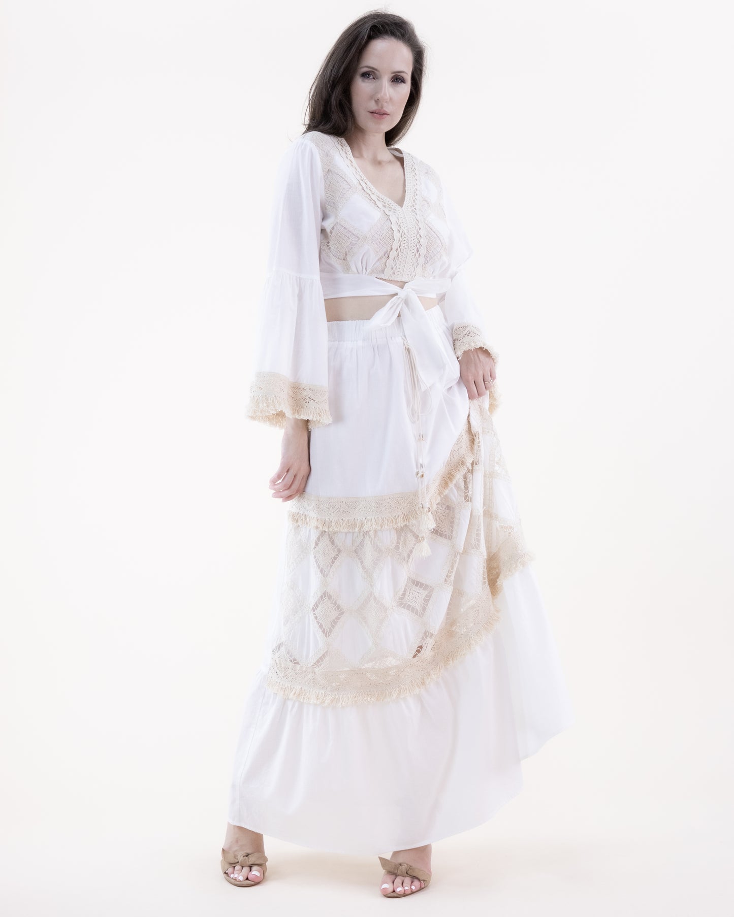 Diamond Cotton & Lace V-Neck Trumpet Sleeve Front Tie Crop Top