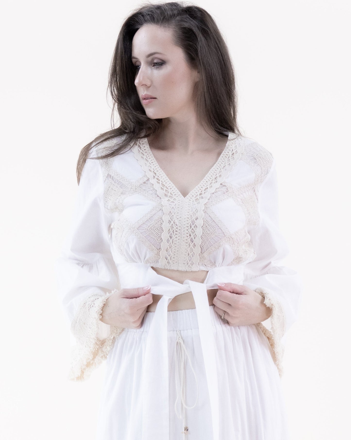 Diamond Cotton & Lace V-Neck Trumpet Sleeve Front Tie Crop Top