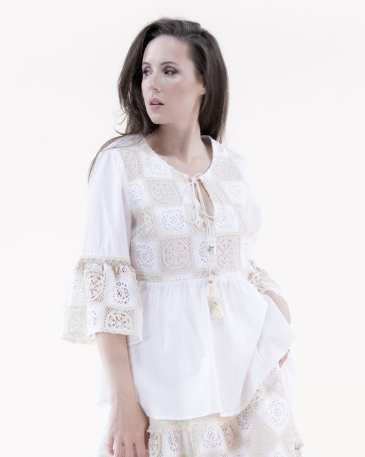 Cotton Lace Tile Trumpet Sleeve Peplum Top