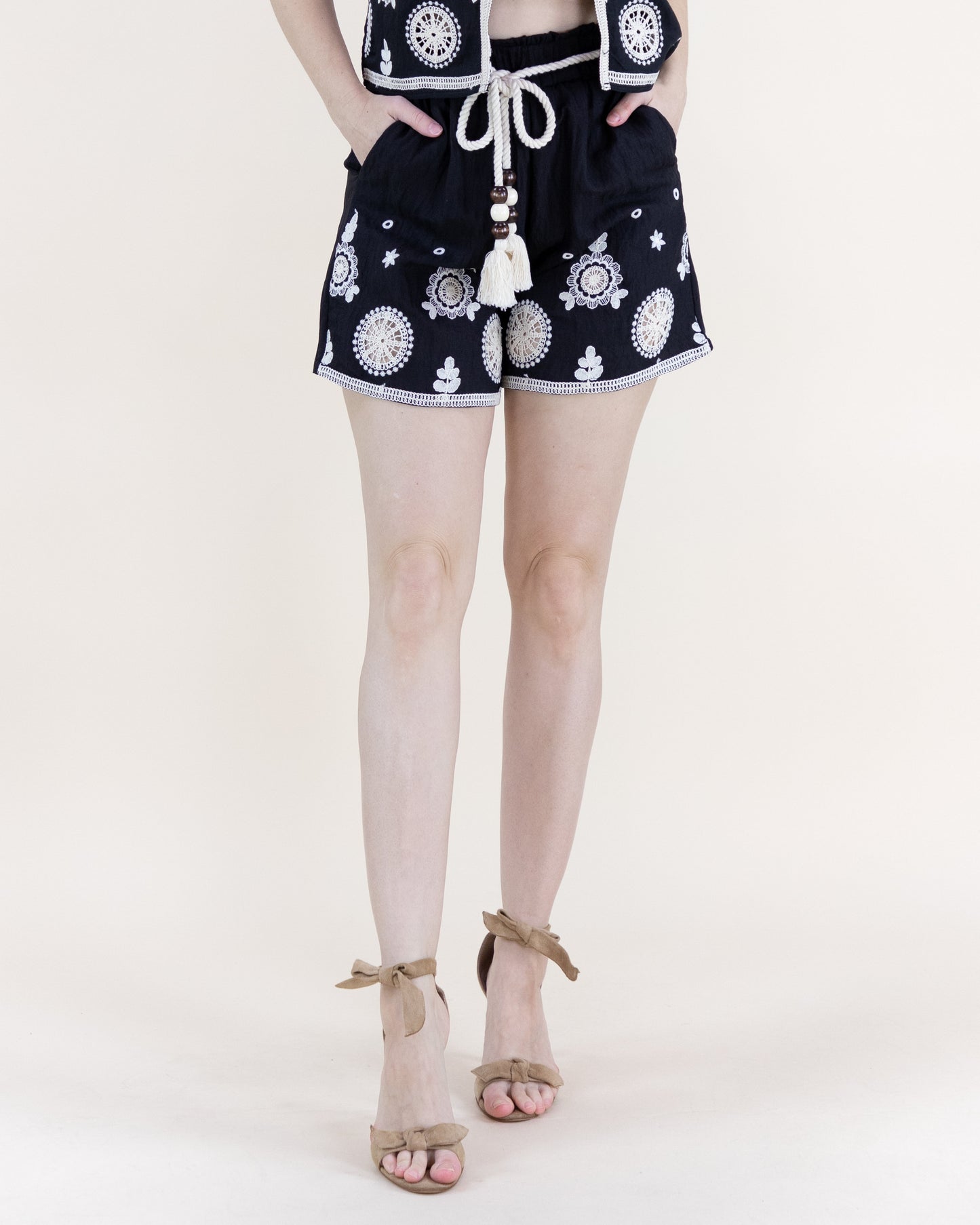 Medallion Embroidered Rope Belt High Waisted Shorts
