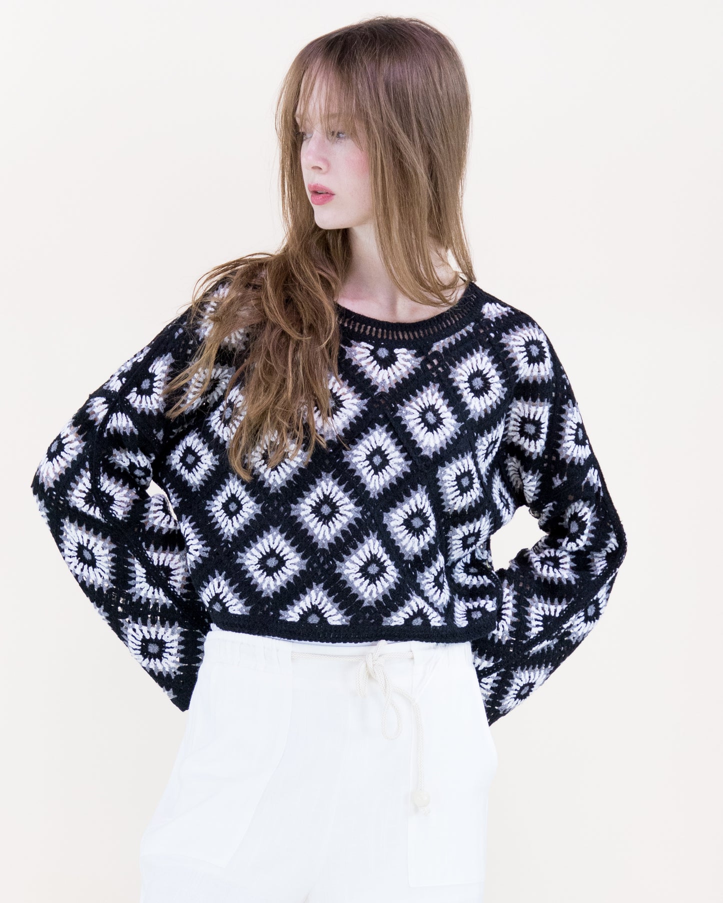 Diamond Crochet Long Sleeve Cropped Summer Sweater