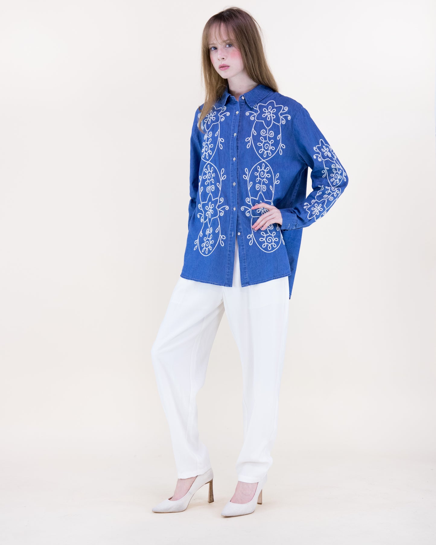 Barnwood Vine Embroidered Chambray Cotton Button Up Shirt